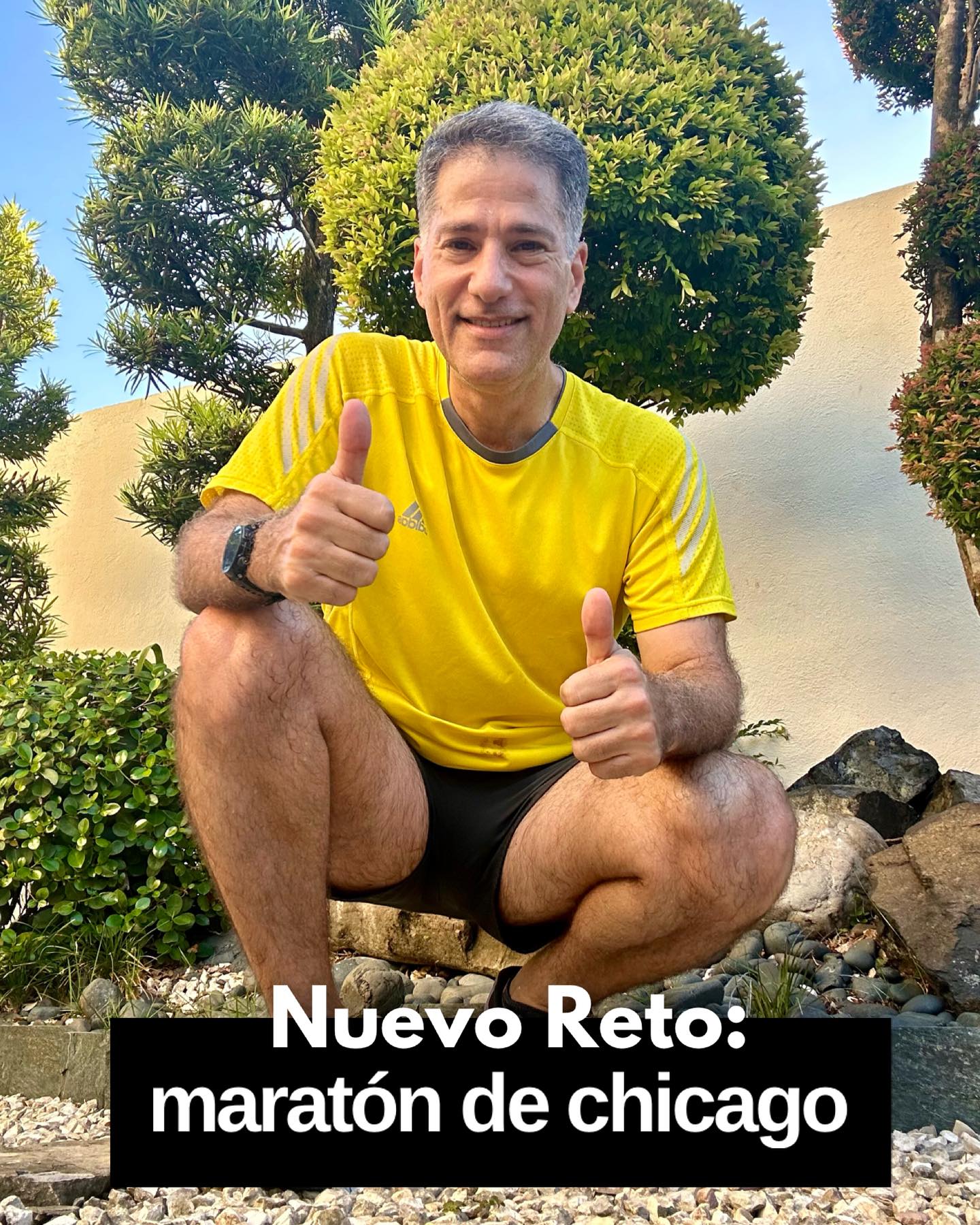 Cuando llegan los retos o los aceptas o lo pierdes. Me llegó una propuesta de colaboración para hacer el Maratón de Chicago con una empresa de prestigio que nos apoya mucho a los atletas y personas activas.
⠀⠀⠀⠀⠀⠀⠀⠀⠀
Al principio me quedé como frisado porque he estado entrenando solo para distancias cortas como 5K y 10K y para mantenerme en salud. Pero luego pensé: “¿Y por qué no? A la mierda los pensamientos negativos. Vamo’ a darle a esto!!”
⠀⠀⠀⠀⠀⠀⠀⠀⠀
Esta es una genial oportunidad de aceptar un reto que ahora mismo me saca totalmente de mi zona de confort y me reta a poner todo de mi parte porque debo combinar el gran volumen de entrenamiento con mi negocio @jorgemusaremax que gracias a Dios he estado muy activo y con muchas horas de trabajo al día.
⠀⠀⠀⠀⠀⠀⠀⠀⠀
En las fotos adicionales está @jlpolanco69 y “La Rubia” quienes decidieron acompañarme hoy en un entrenamiento de 1h20mins.
⠀⠀⠀⠀⠀⠀⠀⠀⠀
Te voy a compartir más cosas en estos días tales como mi peso actual, alimentación, plan de entrenamiento, horas de descanso, etc.
⠀⠀⠀⠀⠀⠀⠀⠀⠀
Acompáñame en esta locura y apóyame que tú energía me va a servir de mucho.
⠀⠀⠀⠀⠀⠀⠀⠀⠀
Un fuerte abrazo.
¿Me compartes alguna palabra de motivación?
⠀⠀⠀⠀⠀⠀⠀⠀⠀
⠀⠀⠀⠀⠀⠀⠀⠀⠀
#jorgemusacoach #jorgemusa #running #maratondechicago