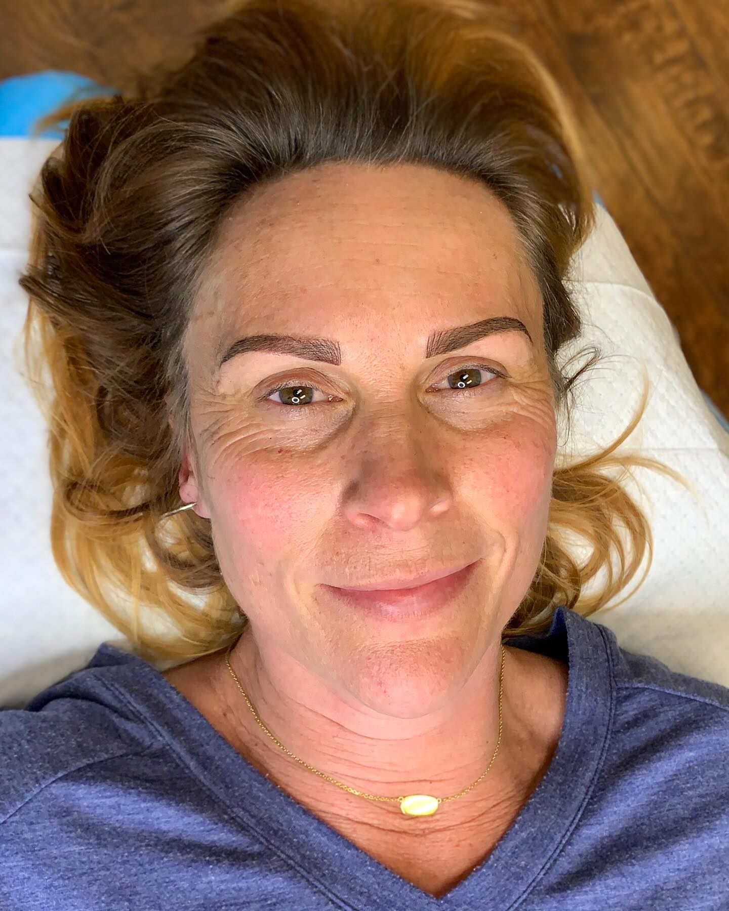 Beautiful powder brow with a few hair strokes in the front to fill in her sparse areas #microblading #powderbrowstattoo #nanostrokes #hendersonvilletn #615living #615 #nashvillebeauty #beautybloggers #tennesseetattooartist #pmuartist #thrive37075 #browsbytonya