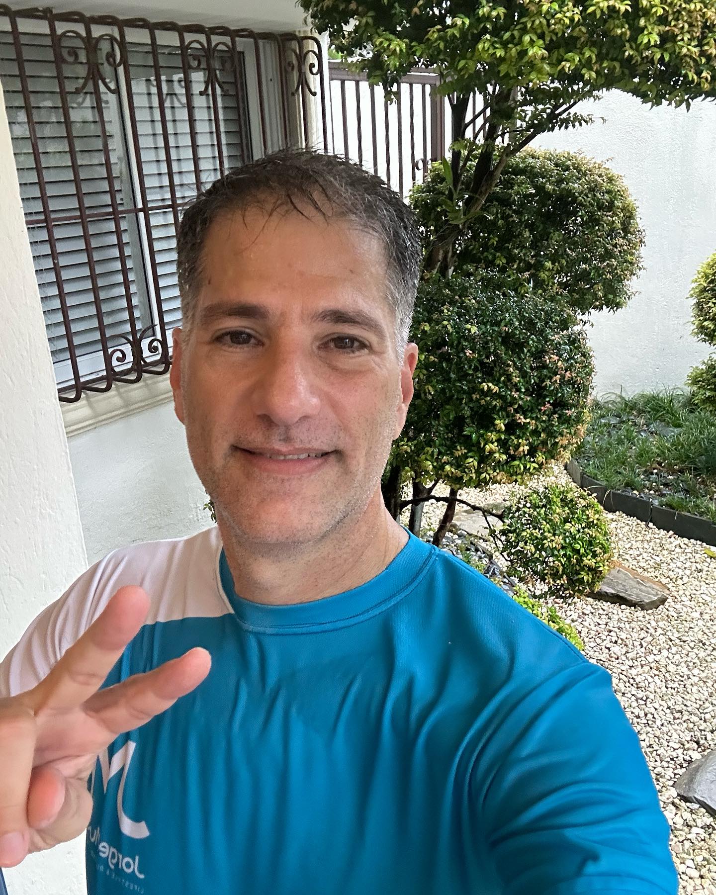 Fondo bajo la lluvia.
Lo mejor que he hecho en mucho tiempo!!!
Me lo disfruté completo.
⠀⠀⠀⠀⠀⠀⠀⠀⠀
¿Quien corrió hoy bajo la lluvia? Lluvia ☔️
¿A quien le gusta mojarse 🌧️ corriendo?
⠀⠀⠀⠀⠀⠀⠀⠀⠀
#jorgemusacoach #jorgemusa #running #lluvia #correrconlluvia #training