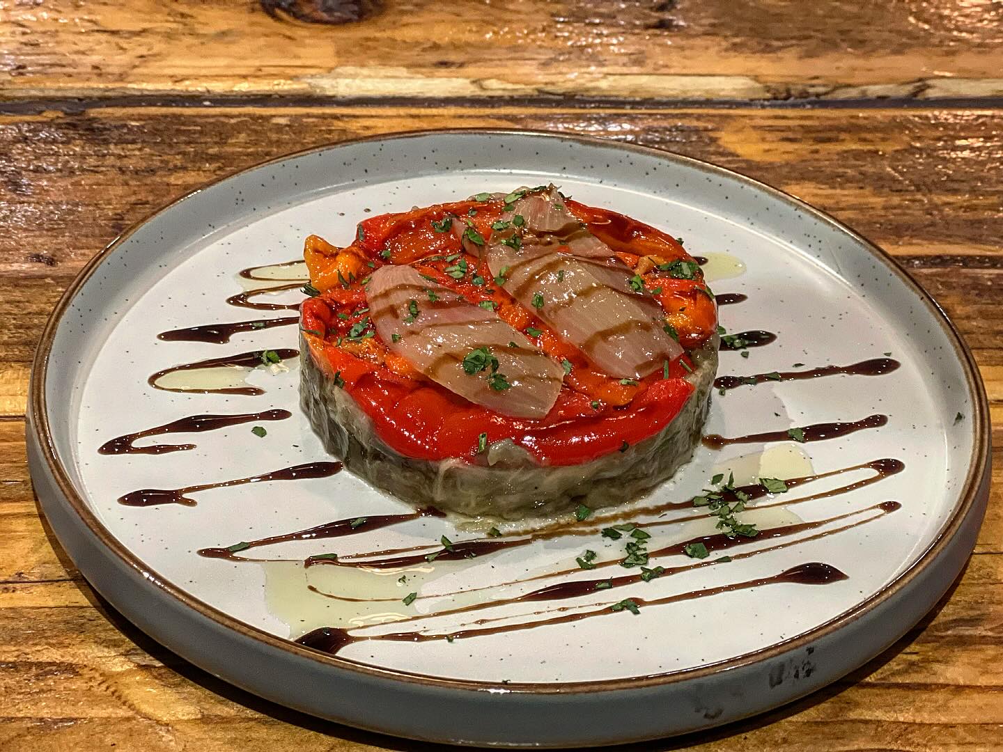 Escalivada (aubergine, red pepper and onion) #tapas #spanishfood #spanishfoodlover #chiswick #chiswicklocals #chiswickliving #bedfordcorner #bedfordcornerw4 @avantichiswick