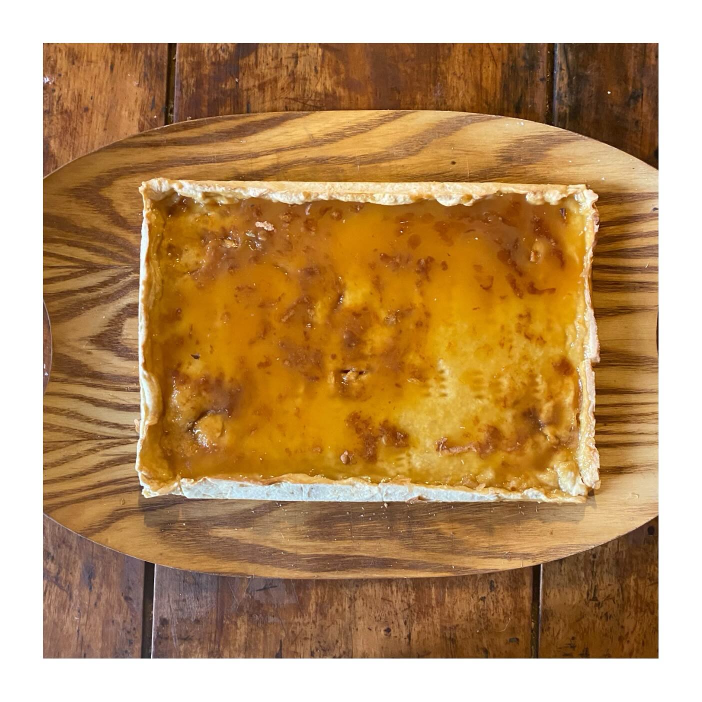 Retour au basique, tarte au citron caramélisée
#tartecitronpasmeringuée
#tartecitroncaramelisee
#tartecitrontotesimple