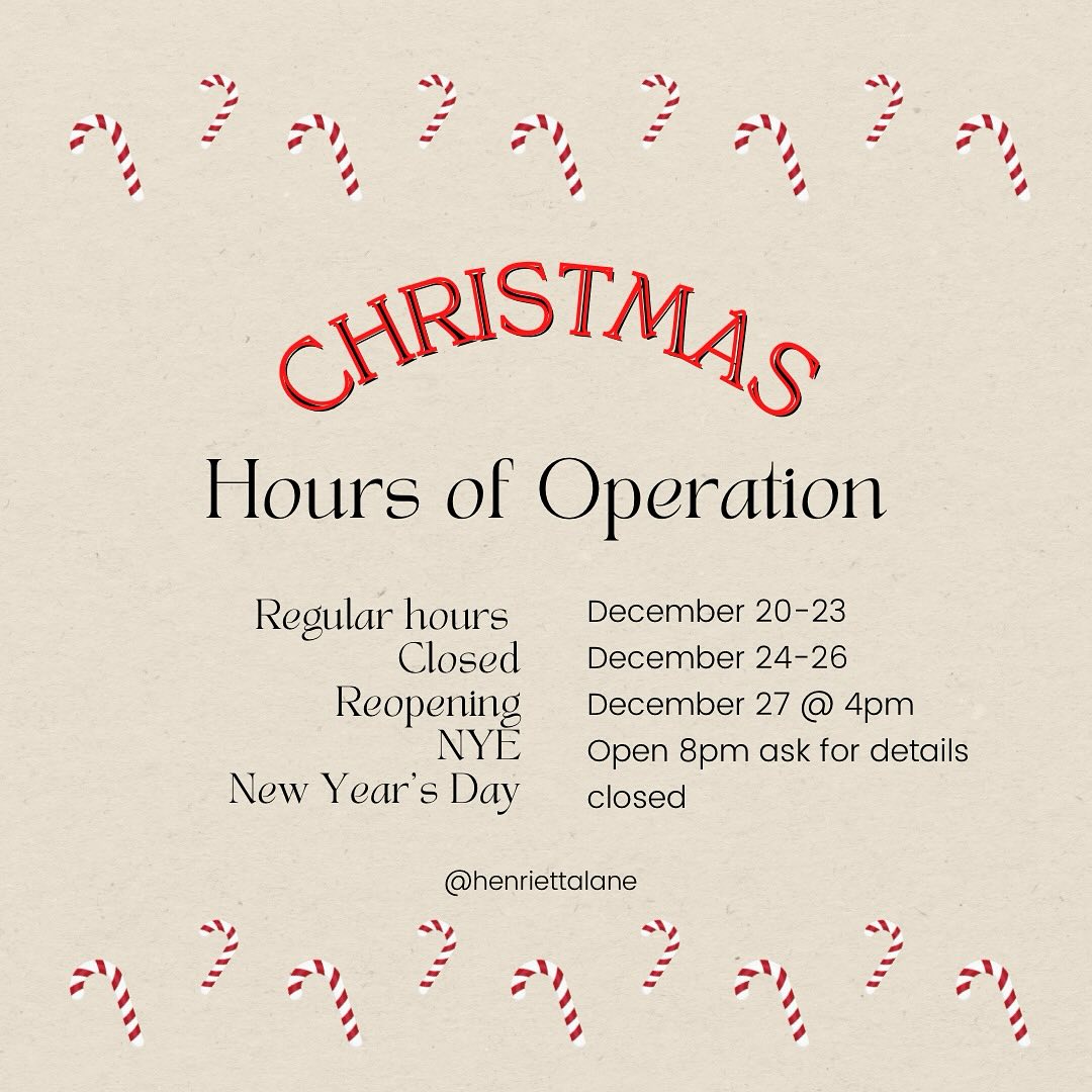 Join us for some holiday drinks & treats! 🌲🎁