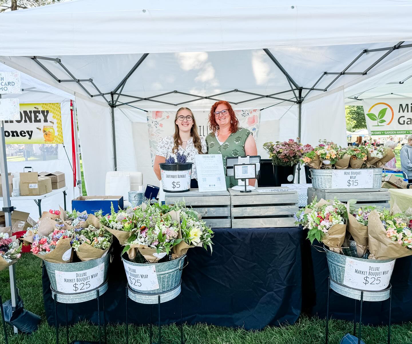 Come see us at the farmers market today! It’s the last one we will be at until August 3rd. Tons of beautiful flowers!