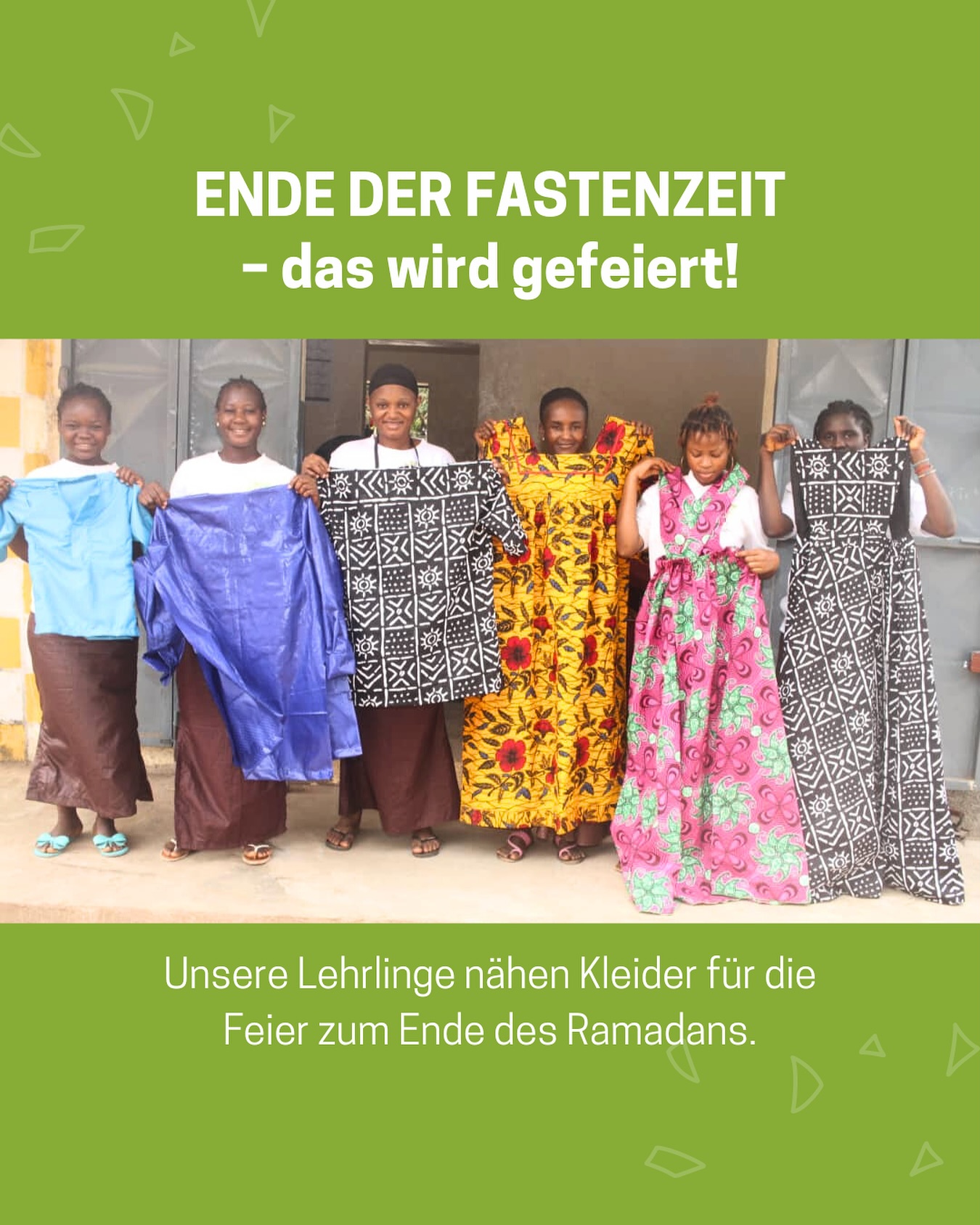 🎉✨ Ende der Fastenzeit in Guinea! ✨🎉
Mit dem Ende des Ramadans beginnt eine Zeit der Freude und des Feierns. Und was wäre ein Fest ohne wunderschöne afrikanische Kleider?
In unserem Atelier wird fleißig gearbeitet, um die schönsten Kleider für dieses besondere Ereignis herzustellen. Es ist eine arbeitsintensive Zeit. Unsere fleissigen Lehrlinge, die schon etwa ein Jahr dort sind und das Schneiderhandwerk erlernt haben, können nun selbständig von A bis Z wunderschöne afrikanische Kleider nähen. 🧵💫
Es ist nicht nur ein Kleidungsstück, sondern ein Symbol für Kultur, Tradition und Handwerkskunst. 👗🌍
Wir sind stolz darauf, unseren Beitrag zu diesem wichtigen Fest zu leisten und ihren Familien damit eine Freude zu bereiten.
#Fastenzeit #EndeDerFastenzeit #Ramadan #AfrikanischeKleider #Handwerkskunst #Schneiderkunst #Kultur #Guinea #Feiern #Festkleidung #Atelier #ngo #ngoschweiz #vereinkira #kira #bildung #bildungfürafrika #hilfefürafrika #bildungfürfrauen #frauenfördern