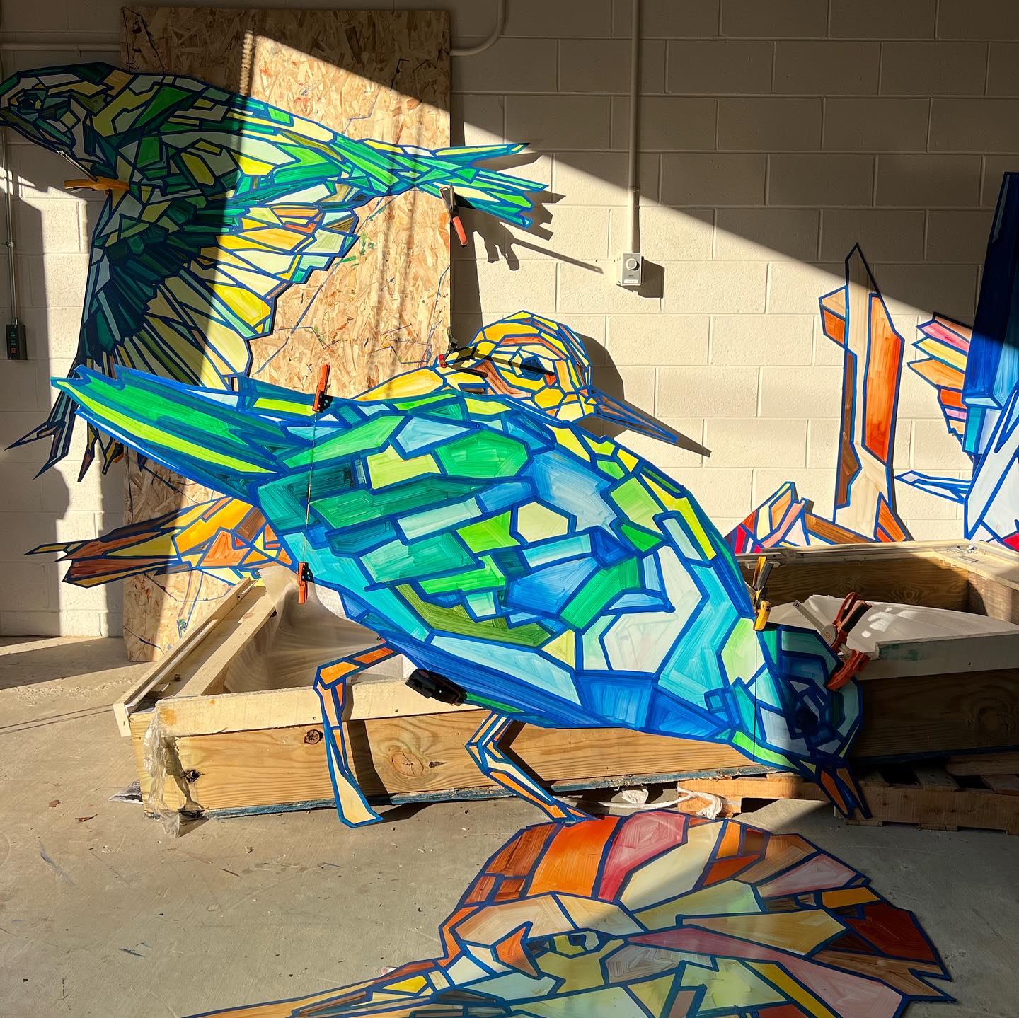 Thank you for joining me at my most recent art show, Bird Watching! 😇Here are some highlight photos of the birds before they make their way up North!
.
.
P.S. big thank you to my love, @a.little.bird for helping me set this up and for just being an amazingly supportive partner as I spent long hours, days, and weeks on these birds!
.
.
.
.
#publicart #mural #fineart #murals #installationart #installation #communityart #painting #goldenacrylics #birdart #natureart #🕊️ #dmvartist #dcartist #brentwoodart #bostonart #bosart #wipart