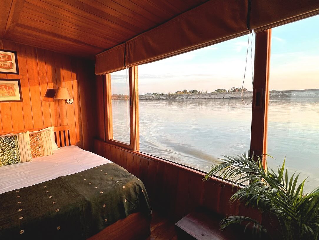 As the beat goes, ‘ free your soul’ ⚓️
“We are privileged with the freedom to explore a world beyond our own, encountering cultures that cherish the joys of simplicity, find sustenance in nature, and foster bonds that bind communities together—a precious gift entrusted to us. It is our duty to not only appreciate this gift but also to educate others about its significance and to wield it responsibly for the greater good.”
Private boat life onboard #mvrudrasingha on the #Brahmaputrariver bringing to you our Assamese #lahélife by #assambengalnavigation brought to life by our cherished local crew, our brand ambassadors that we #lovewithabncruises 🙏
.
.
.
#brahmaputrarivercruise #houseboatlife #boatlifeisthebestlife #privateboattrip #privateboathire #privateboatcharters #privateboattours #purelifeexperiences #northeastindiatravel #conscioustraveller #slowtravelstories