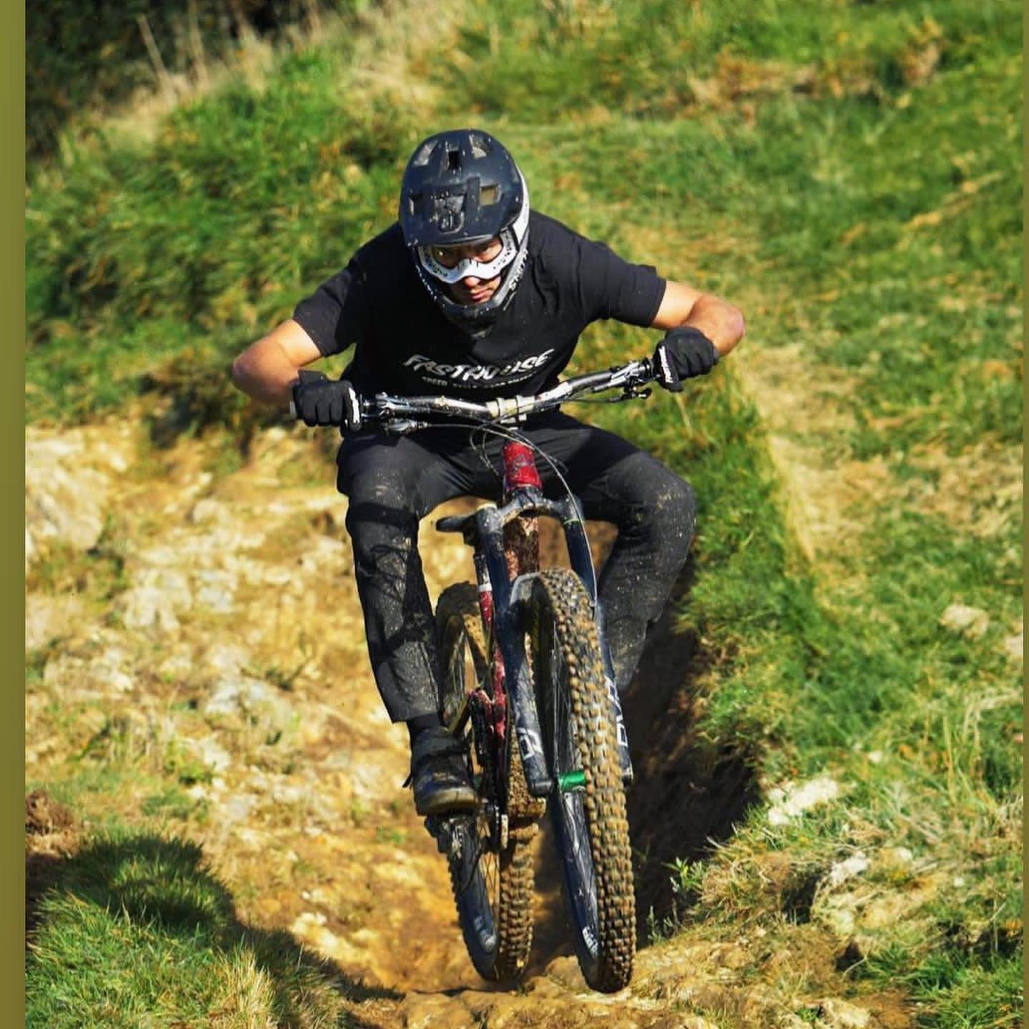 Race season is well under way! Some snaps of a few of the awesome people I get to work with, doing their thang!
#wallacetraining
www.wallace-training.com