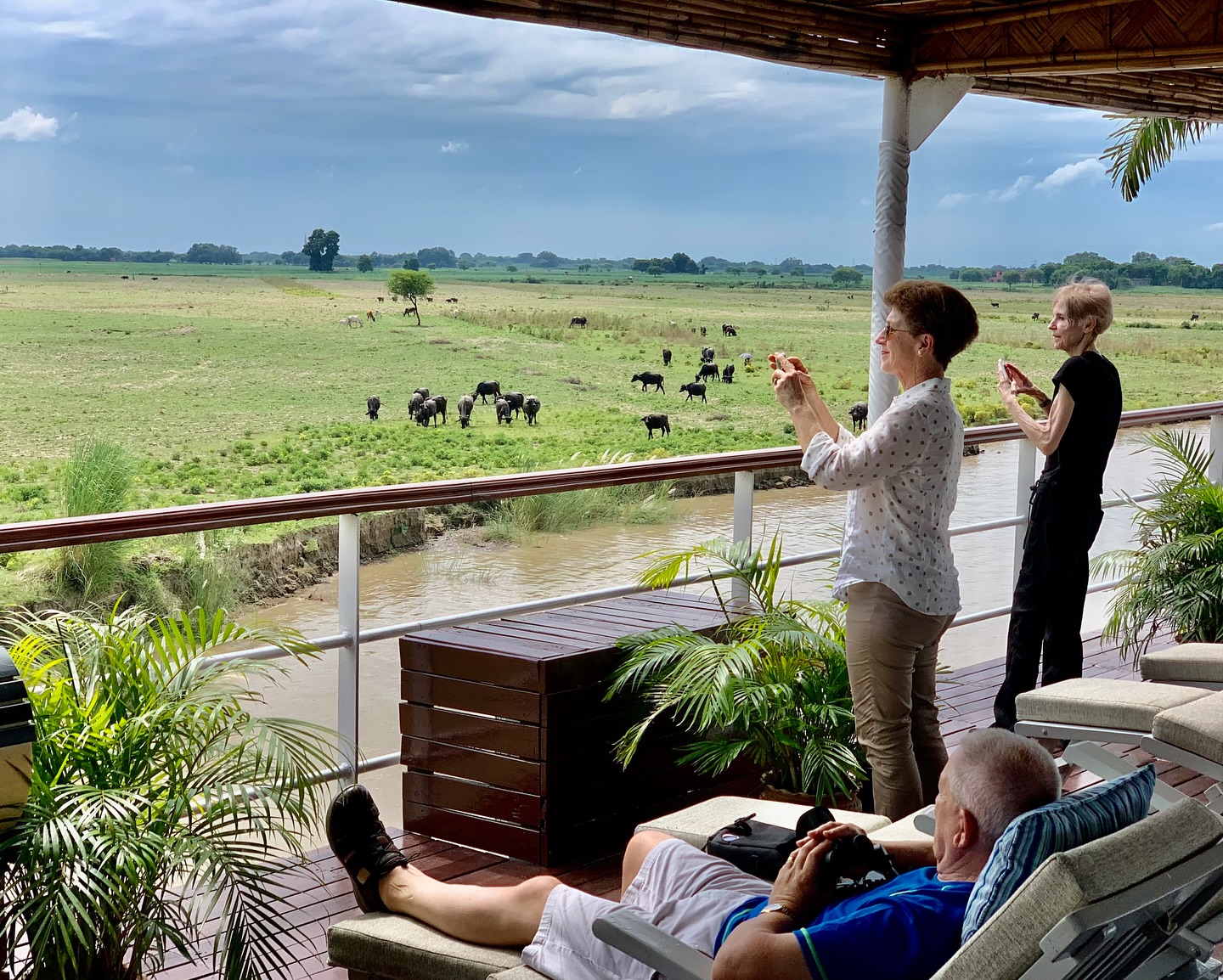 Sail away with us as we encounter gems of the Ganges as it is not only a vital source of water but also a deeply spiritual and cultural force that has continued to shape lives through generations. #lovewithabncruises #assambengalnavigation
.
.
.
#gangesrivercruise #abnrajmahal #rivercruiseindia #conscioustravel #smallshipcruising #rivercruiser #gangesriverculture #rivercruiseexpert #smallshipcruises #slowtraveller #boatravel #riverboatcruise #conscioustraveller #smallshiptravel #rareindia