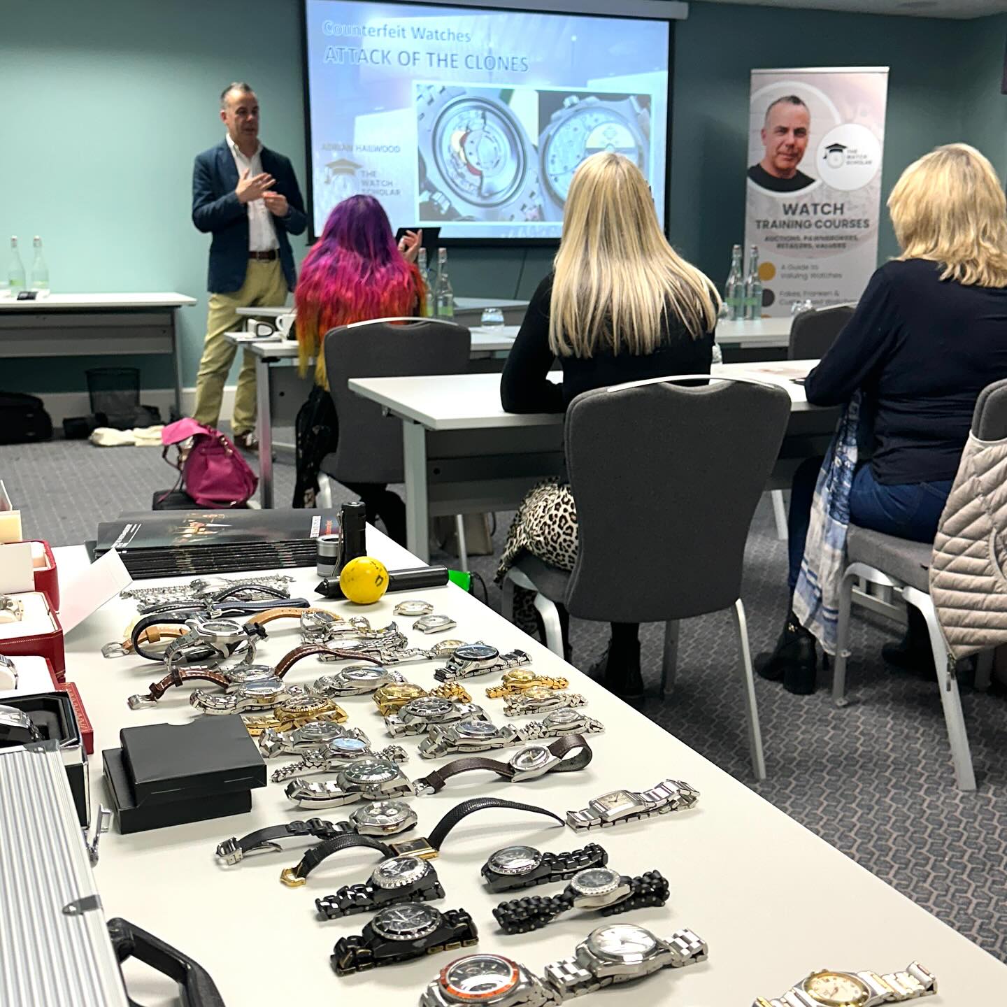 As usual I didn’t take enough photos 📸 Too engrossed in being there. But a huge THANK YOU to the @jewelleryvaluersassociation for a informative intimate weekend symposium filled with learning and development. Highlights and included excellent workshops by @ahailwood & @karra_ellison @portugalgemas and many more! Well done to the #jva #jvasymposium2024 🌟 #proud