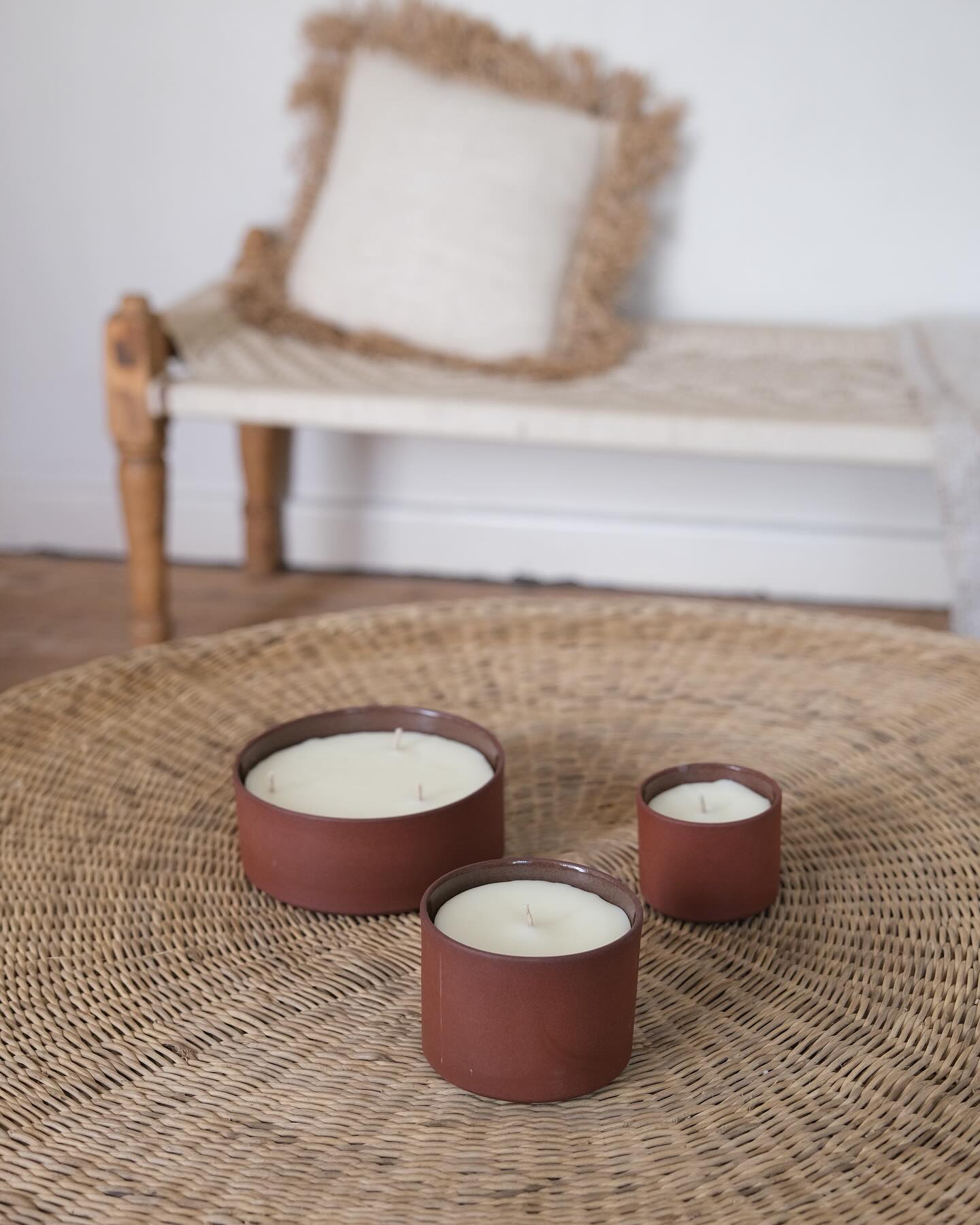 Rekindle your space with our terracotta set of three candles! ✨ We’re all about sustainability and reusing what’s still good. When your candle burns out, simply return it to us to be rekindled/refilled 🤎 We charge half the original cost and refill as many times as you like. Plus, our high-quality ceramic vessels are made to last! Change up your fragrance with each refill to match the season 🌿
Set of three Terracotta | R990,00
Large | Medium | Small
Burn Time 100 hours | Wax weight | 1KG
Whether you’re nationwide or local - Shop conveniently on our website or swing by our Woodstock studio for pickup. Link in bio.
#RekindleCandleCo #LocallyMade #HomeFragrances #HomeDecor #ShopLocal #NationwideShipping #AwakenYourSenses