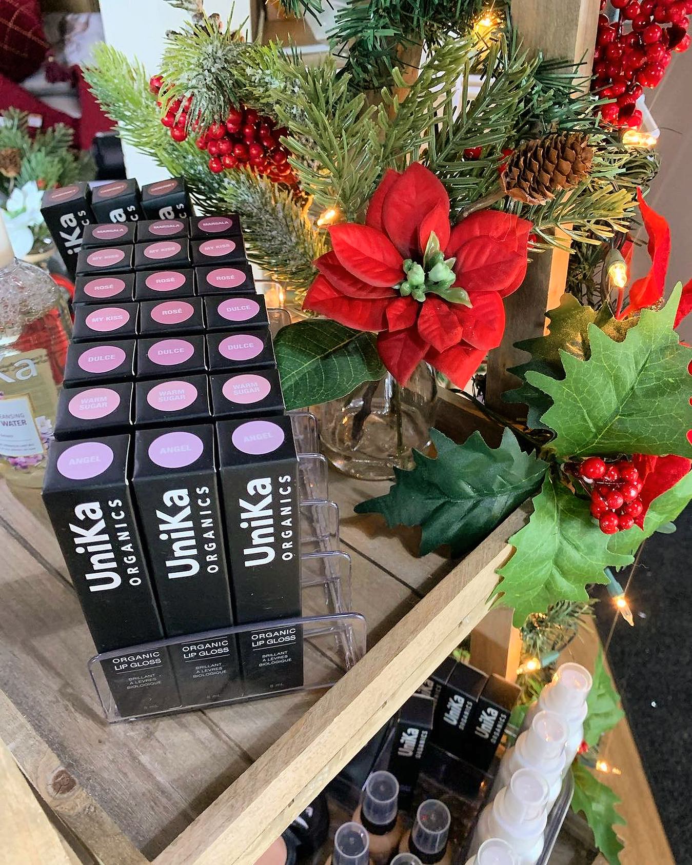 Excited to have UniKa products at @stonewallsomethingbeautiful 🤗 In time for the holiday season!🎄