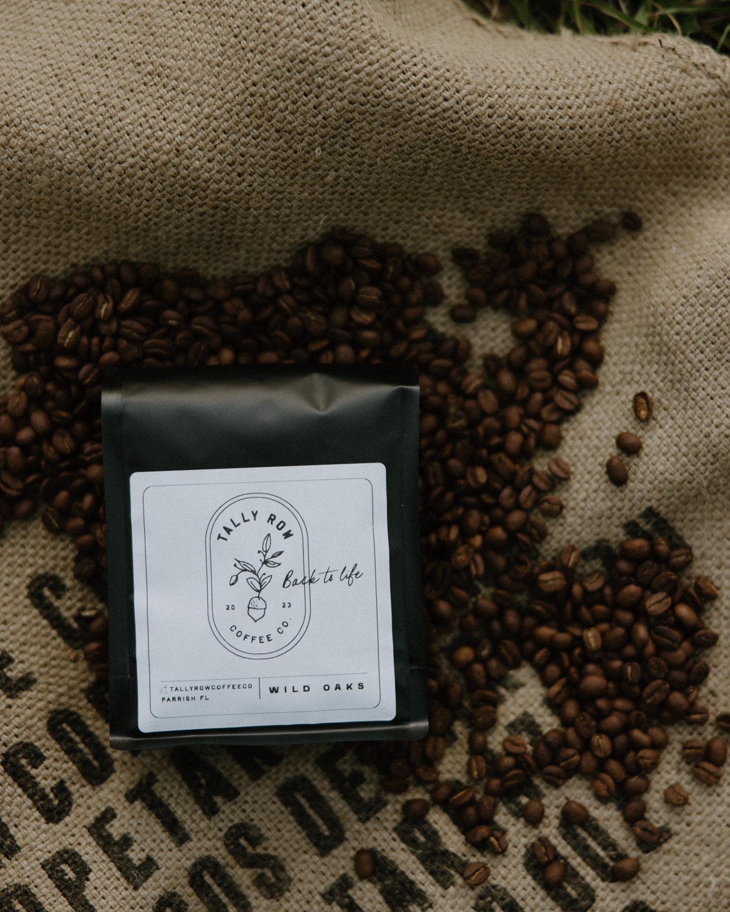 Some of my favorite creatives, the humans who taught me to sing and taught me to capture moments, have canon-balled into the coffee business and I could not be more thrilled for them, nor more ecstatic that they trusted me to snap a few bangers for their new website!!
⠀⠀⠀⠀⠀⠀⠀⠀⠀
This business means a whole lot to me. Go visit their page @tallyrowcoffeeco to read about God’s goodness in bringing our family ‘Back to Life’ emotionally & mentally after trauma.🫶🥹