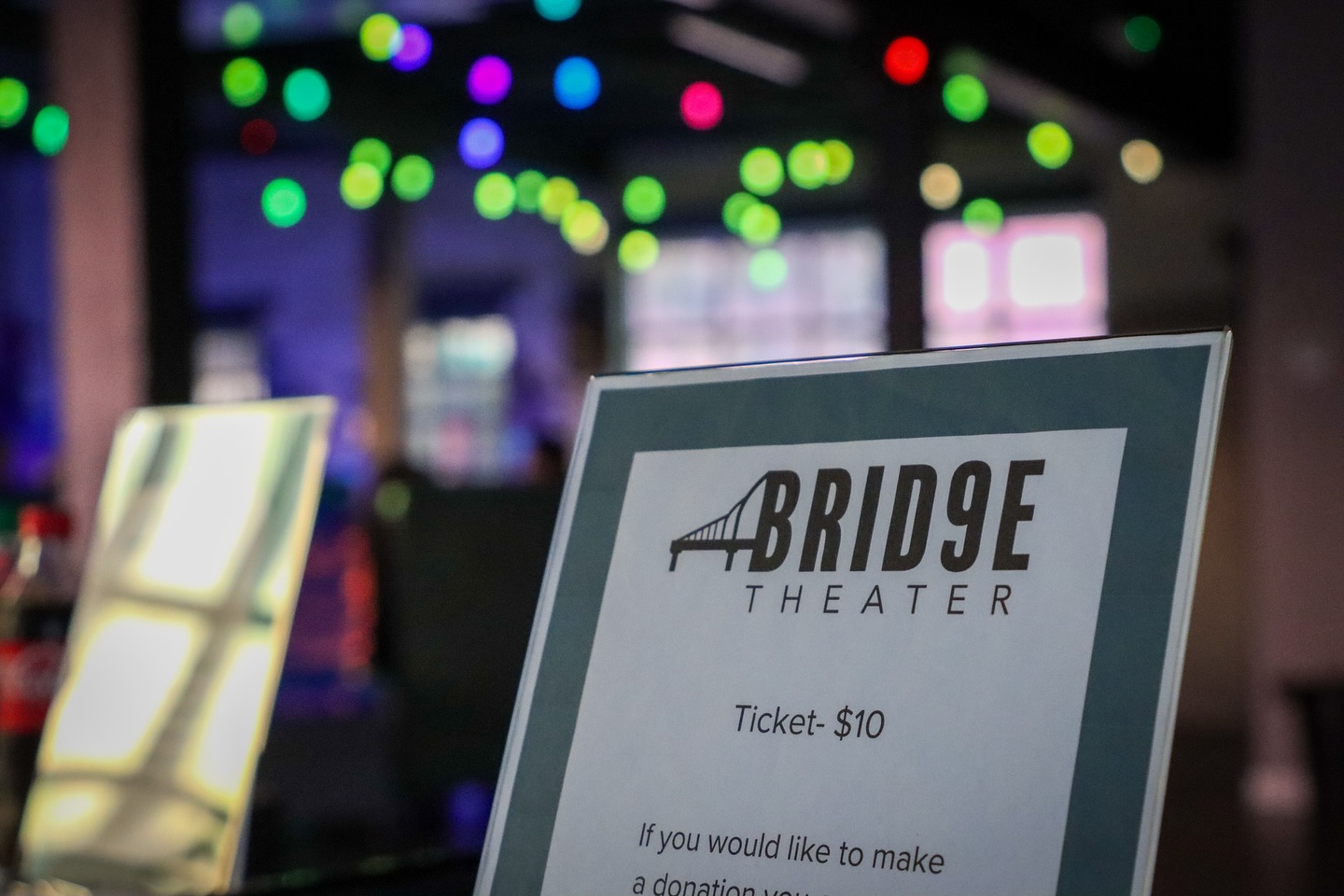 We’d like to remind you of the hilarious @bridge9improv group who bring laughter into our space every month 🤩 Mark your calendars on the 25th and 27th later this month for a couple fabulous shows from this crew.
Oct 25th - Local Laugh Night - 7:30
Oct 27th - Improvised Murder Mystery - 6:30
.
.
#rva #richmondva #rvaevents #rvacomedy #rvashows