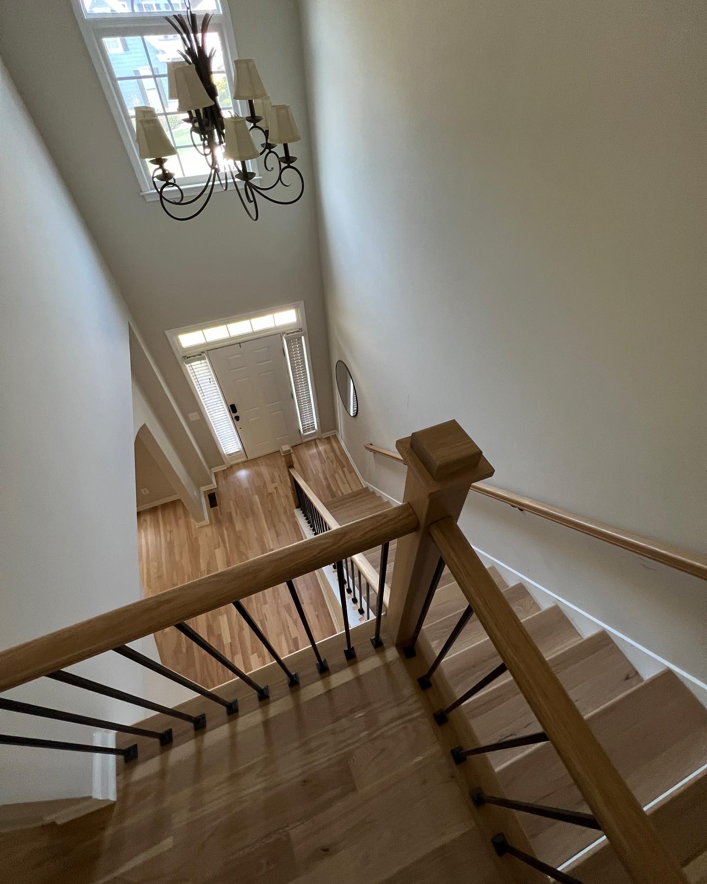 See the magic of transformation! We’ve upgraded floors, new stair rails and treads, new box newels, iron balusters, and added new white oak upstairs. We also refinished our clients existing hickory using Bona Natural Seal and Bona HD Traffic. 🏡