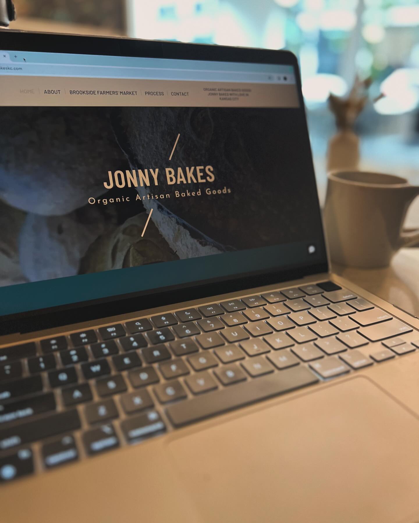 Office for the day @postcoffeecompany Working hard to get these delicious local loaves into more hands.
Keep your eyes peeled for big news from this dusty social media account soon!