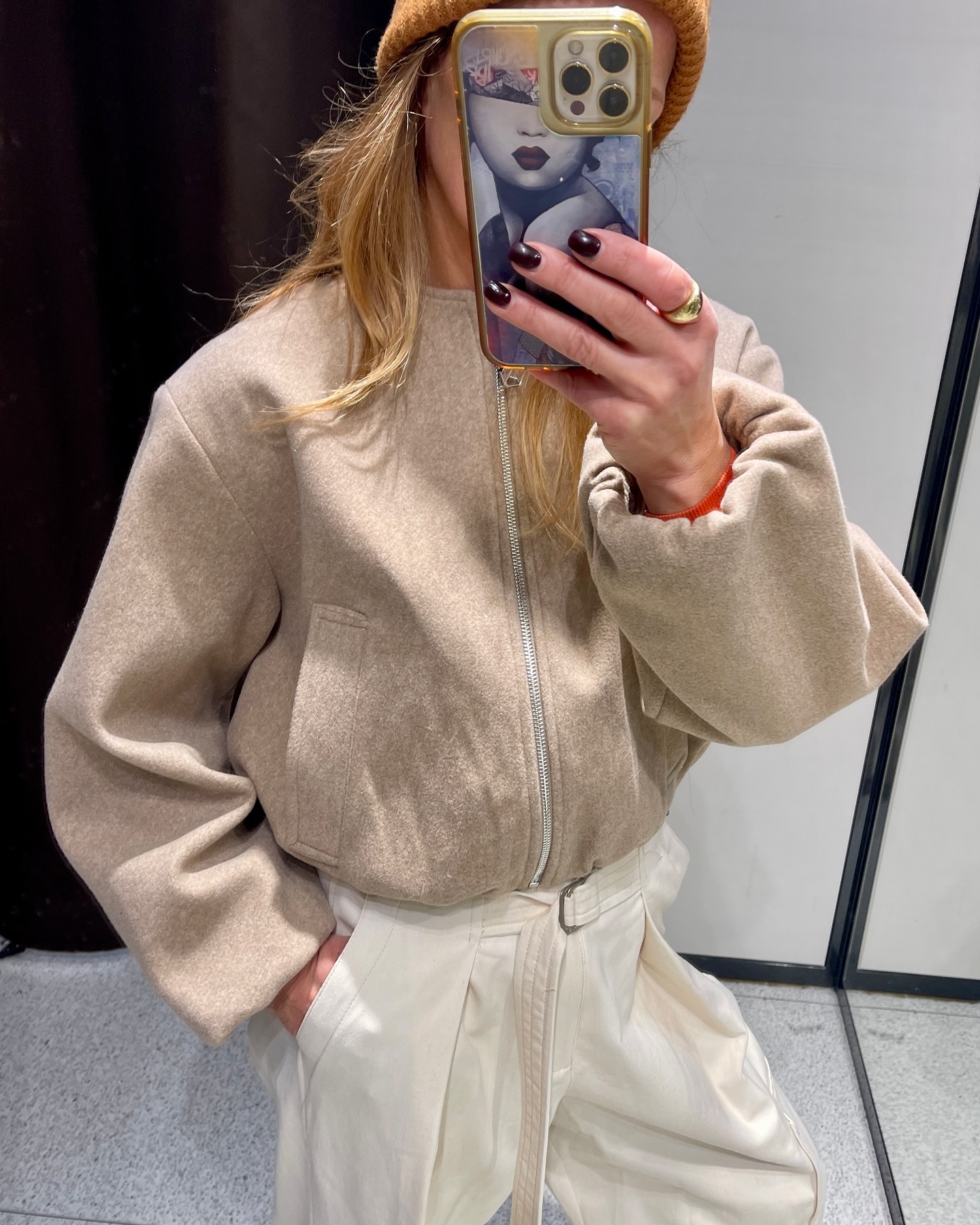 January 2024 colour Inspo.
Deep cream & greige beige!
From white cream to all beige.
#colour
#cream
#beige
#january
#colourtrend
#whatwilmawears
#wilmastylesyou
#imageconsultant
#fashionstylist
#personalshopper
#wardrobestylist