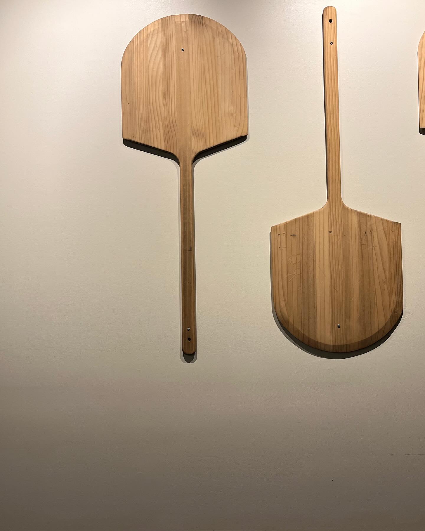 Dining room repairs and painting after a sign was ripped from the wall. Work like this seems quick, but great detail goes into the finishing and painting to blend it all together.
.
📍Lansing, MI
.
#edenspropertyservices #lansingmichigan #restaurantmaintenance