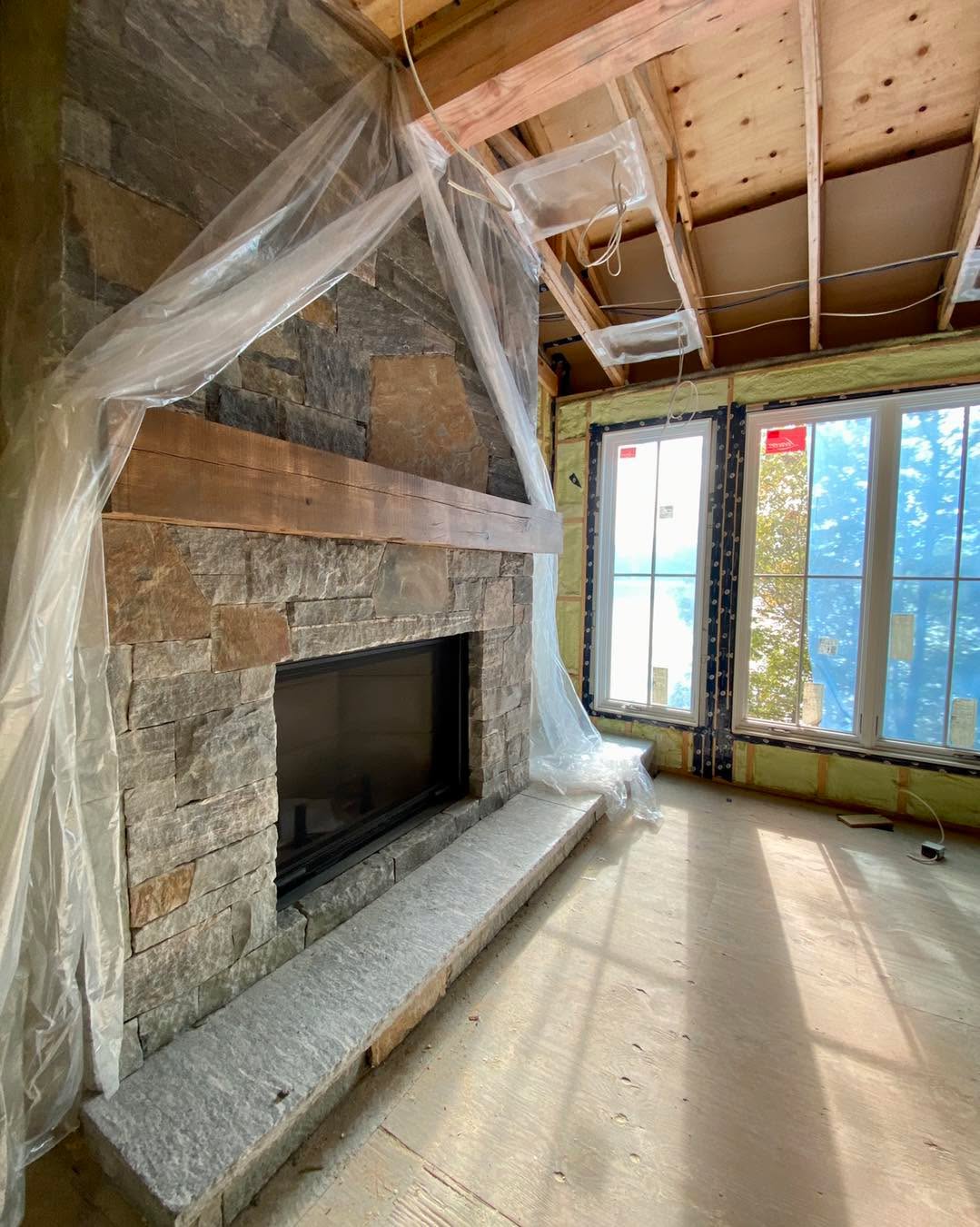 A wood fireplace and natural dry stacked stone is the perfect combination for this Muskoka Cottage
Design by Evolve Interior Design @evolve.interiordesign
Construction by Randy Blain Construction Inc. & Sunspace of Huntsville @randy_blain_construction
Stonework by Turnkey - Masonry Inc. @turnkeymasonry
#stonework #masonry #drystack #fireplace #woodburning #cozy #inviting #elegant #construction #architecture #cozyuptothefire #muskoka #evolveinteriordesign