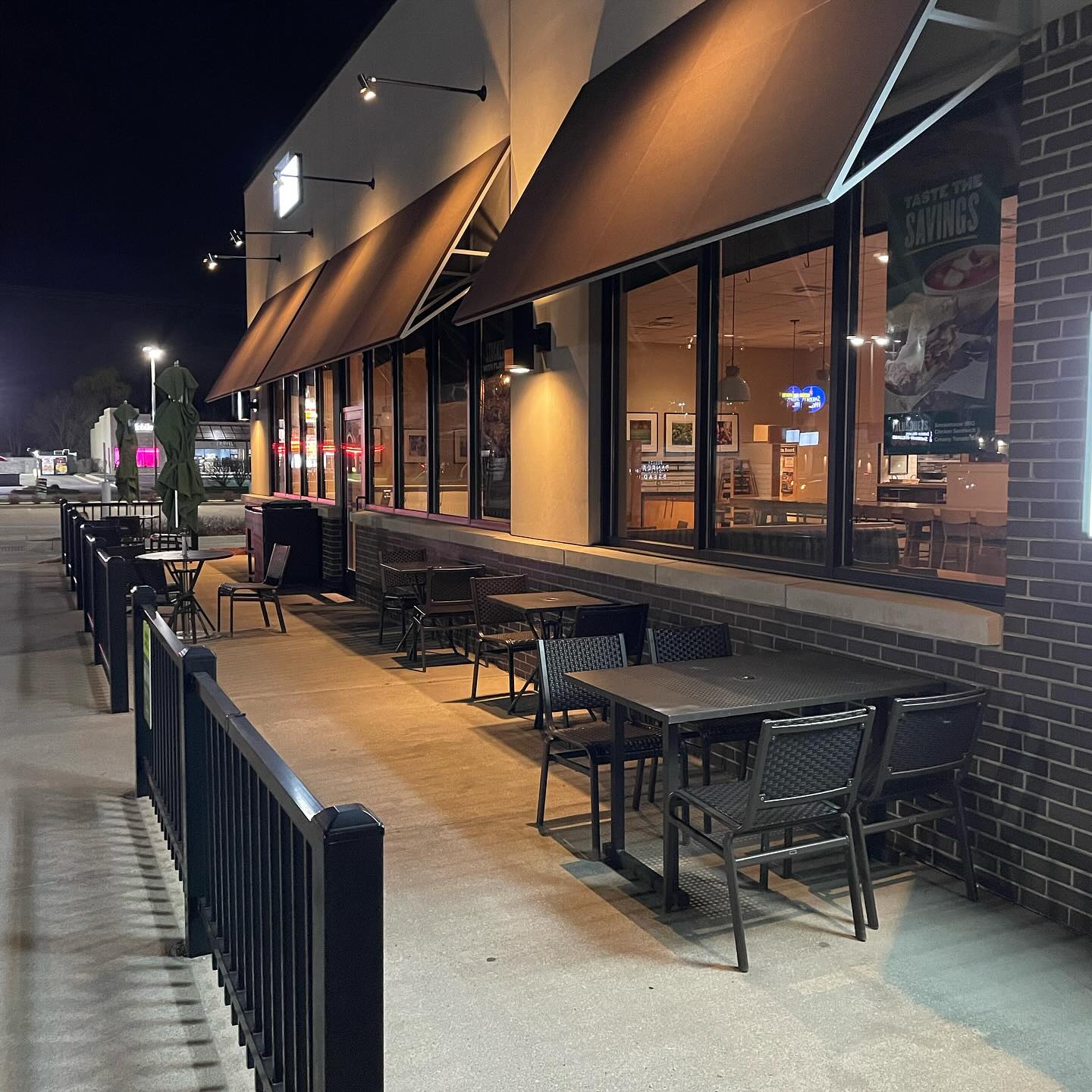 🚚 🪑
.
📍Bay City, MI
📍Saginaw, MI
.
#edenspropertyservices #baycitymi #baycitymichigan #saginawmichigan #restaurantmaintenance