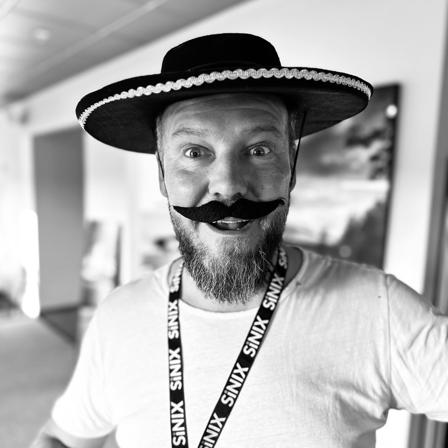 Wanted dead or alive! 😁