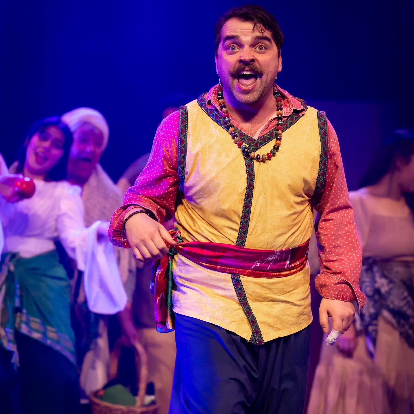 Goodbye Clopin, it’s been a good year x #hunchbackofnotredame
📸 @grantlesliephotography