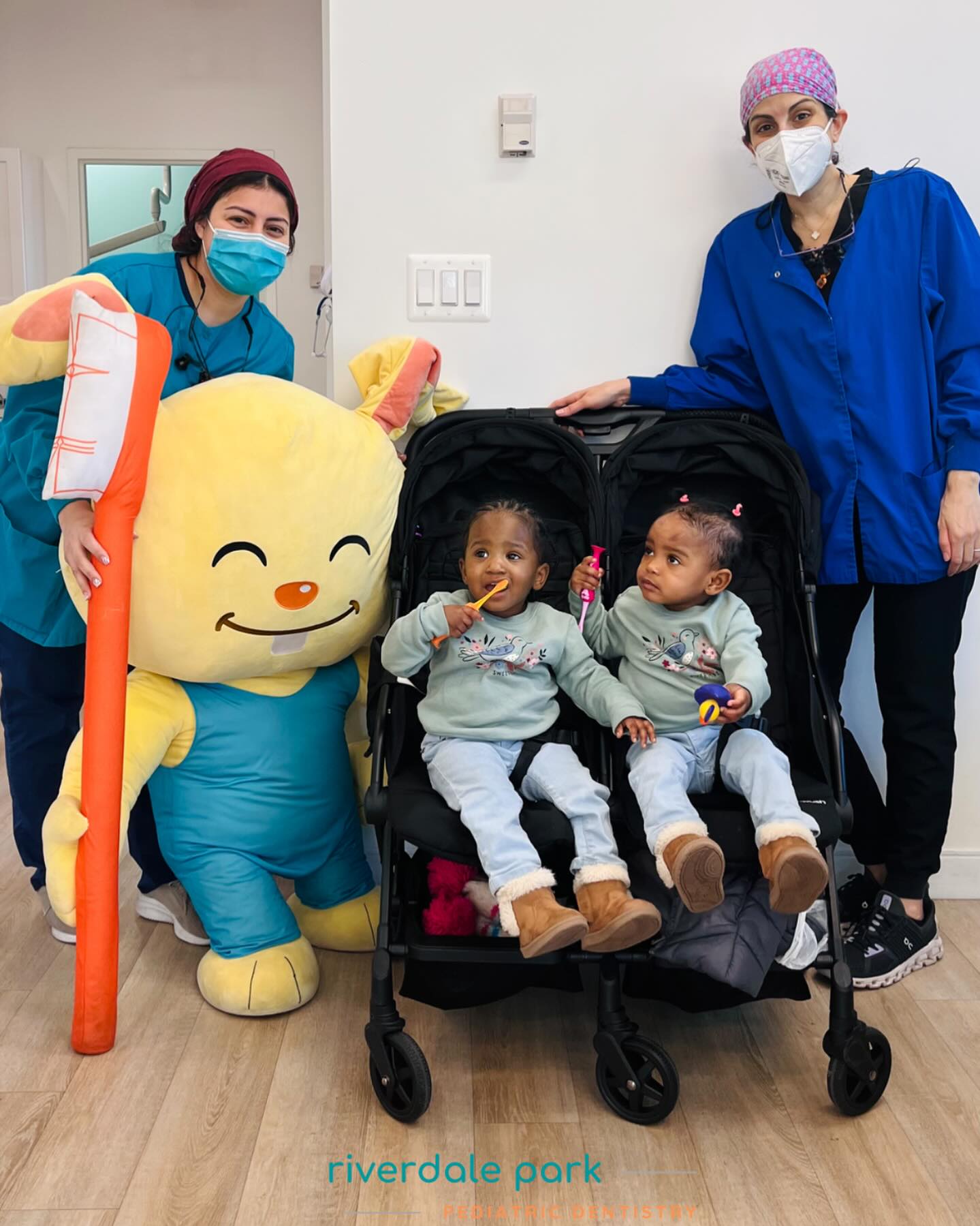 Rylee & Ryatt came in to get their teeth sparkled โจby our hygienist, Kellin! #dentistryworld #hygienist #pediatricdentalcare #pediatricdentistry #riverdaleparkmd