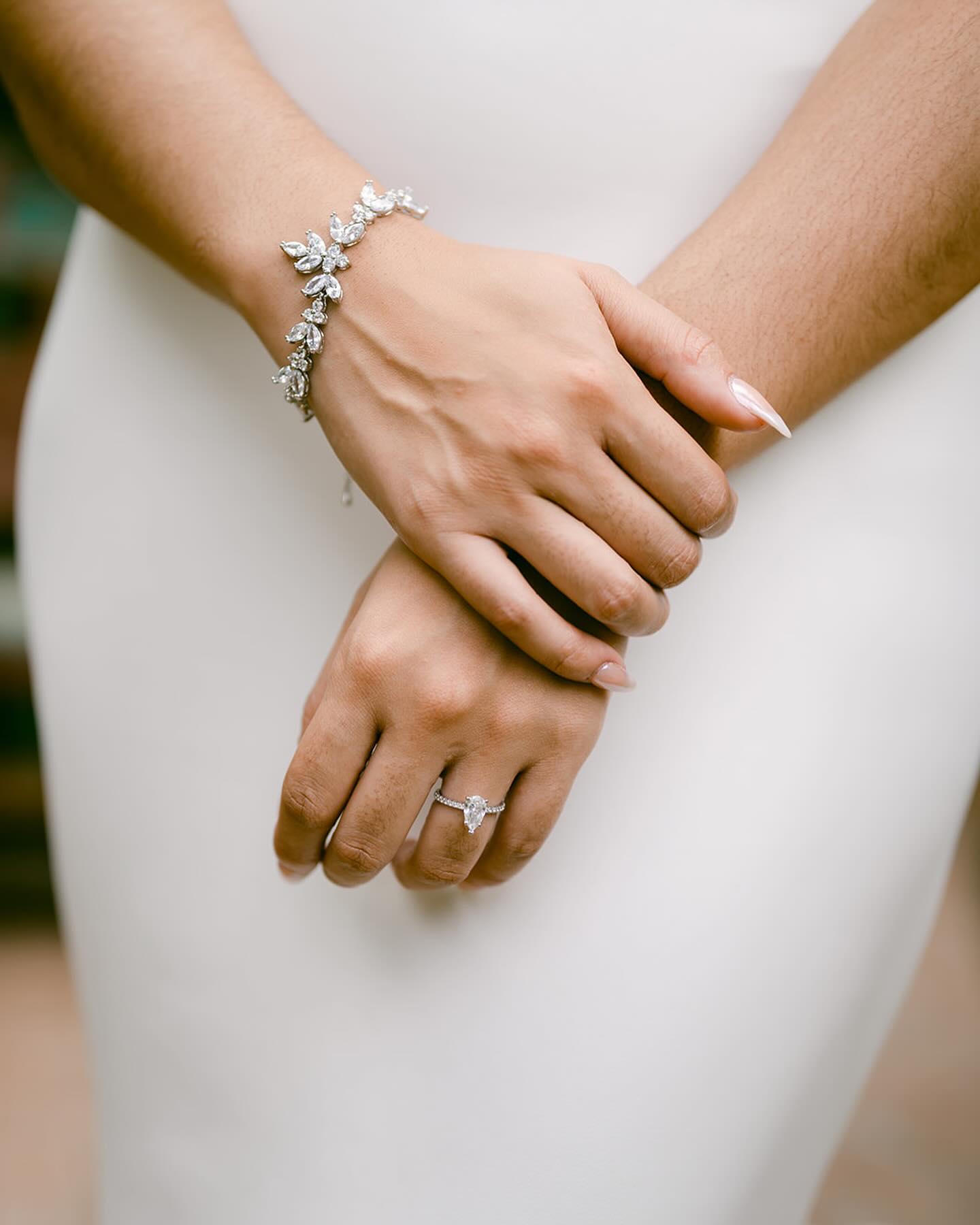 All about the bridal details āØ
We couldnāt choose just one! Swipe to see another beautiful up close photo of Ashleighās dress š
EP Bride: @ashtheegr8
Planning: @weddingsbyep
Venue & Catering: @casa_xipe
Floral: @tambooflores
DJ: @ezquerrodj
Photography: @miguetamayophoto
Hair: @hairbylatasha
MUA: @lorealpridebeauty
Bridal: @whitemagnoliabridal
#alabamaweddingplanner #tennesseeweddingplanner #weddingplanning #weddinginspo #weddingstyle #justweddingthings #trendyweddingideas #brideshoes #weddingshoeinspo #weddingshoes #mexicowedding #destinationwedding #destinationweddingplanner #travelwedding #2024weddinginspo #tropicalwedding #weddingtrends