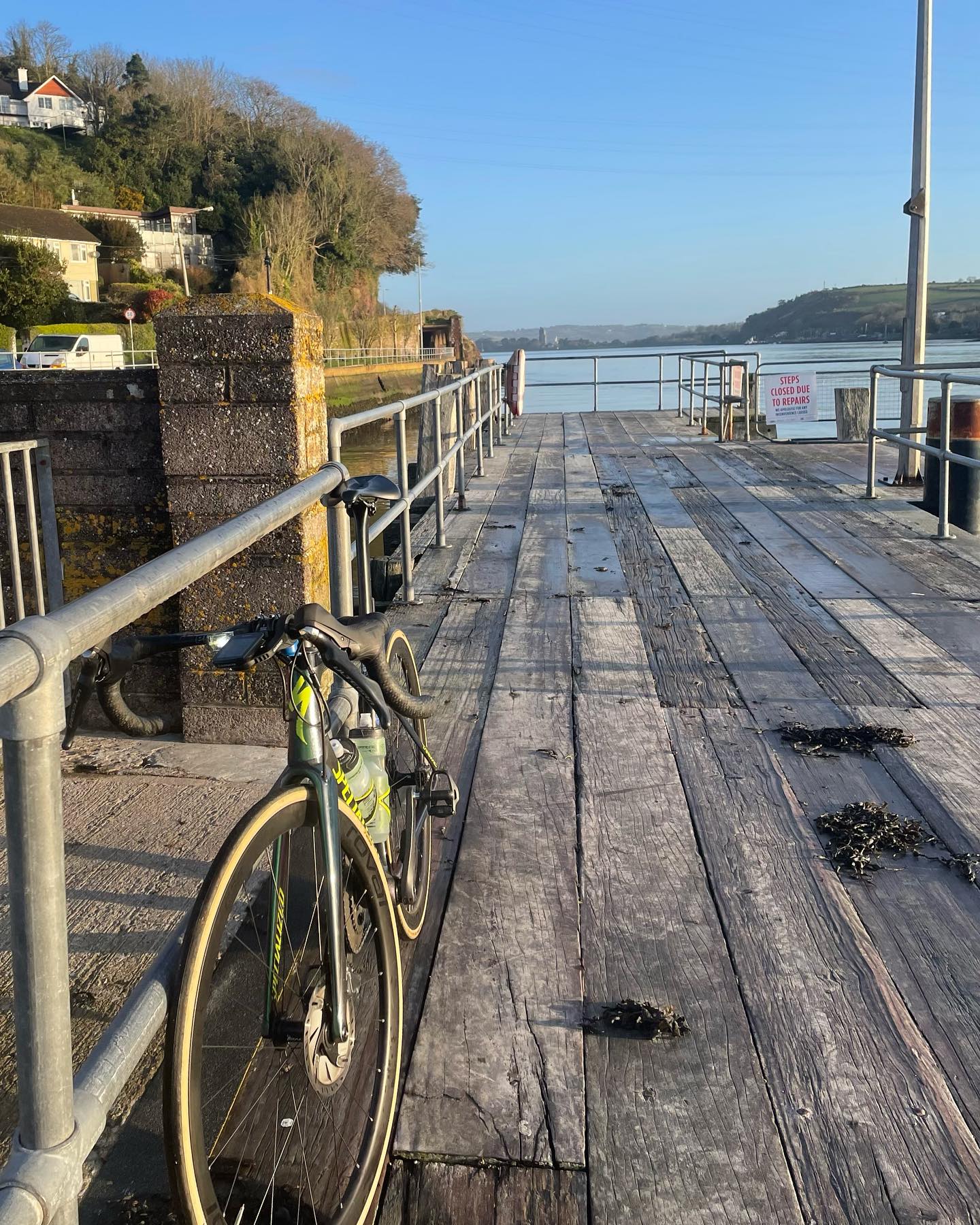 Settling into Ireland nicely, It’s hard to beat Irish mornings 😍 and I’m staying nice and toasty thanks to @silverskycycle yummy winter gear too. We are nearing the end of the season in NZ but the start here in Europe, I’ve got some really exciting recaps of WT athletes amazing achievements coming up!