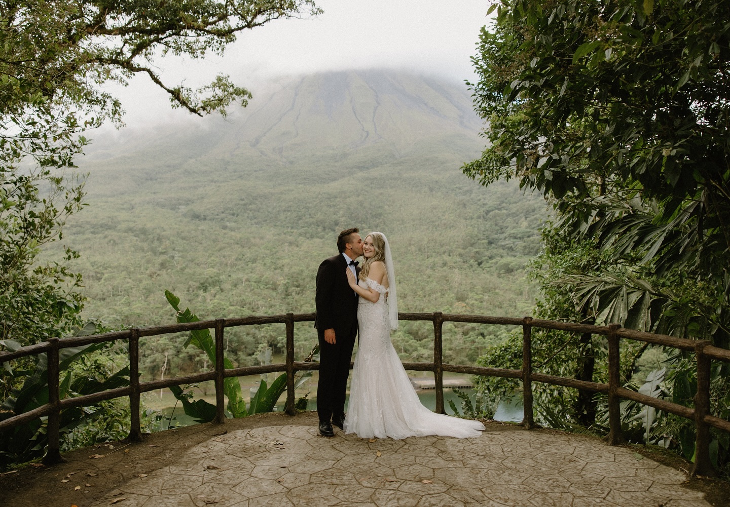 COSTA RICA I MISS YOU
elope. do it. 10/10.