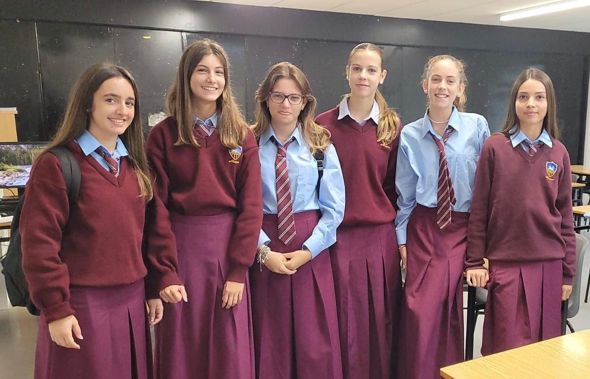 Students enjoying their first week at school in Ireland! A wonderful experience for international students to increase their confidence, language skills and self reliance.
To learn more about studying in secondary schools in Ireland, make sure to visit our website www.bwe.ie or reach out directly here on insta.
