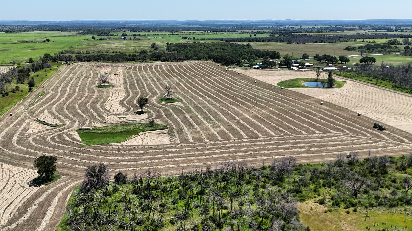 Hey SAGINAW 👋🏼
It has been a busy summer, but WE’RE BACK with a full restock for the market this Saturday 8/24 8-12!!
Full cutlist to come later this week! Can’t wait to see yall there!!