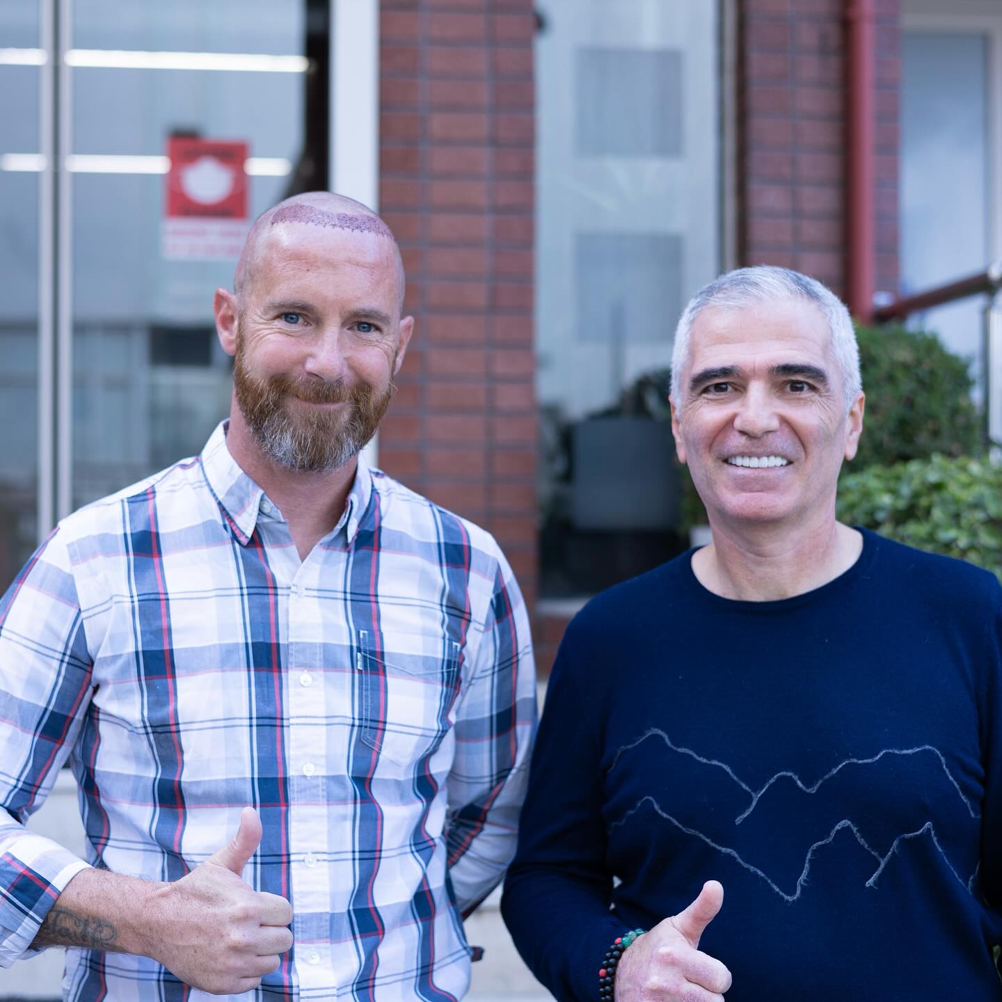 Already, thousands of satisfied patients have found their hair again.
All that's missing is you!
(For more information, send a message via DM or on WhatsApp📲)
#greffedecheveux #implantcapillaire #hairtransplant #turkismemedical