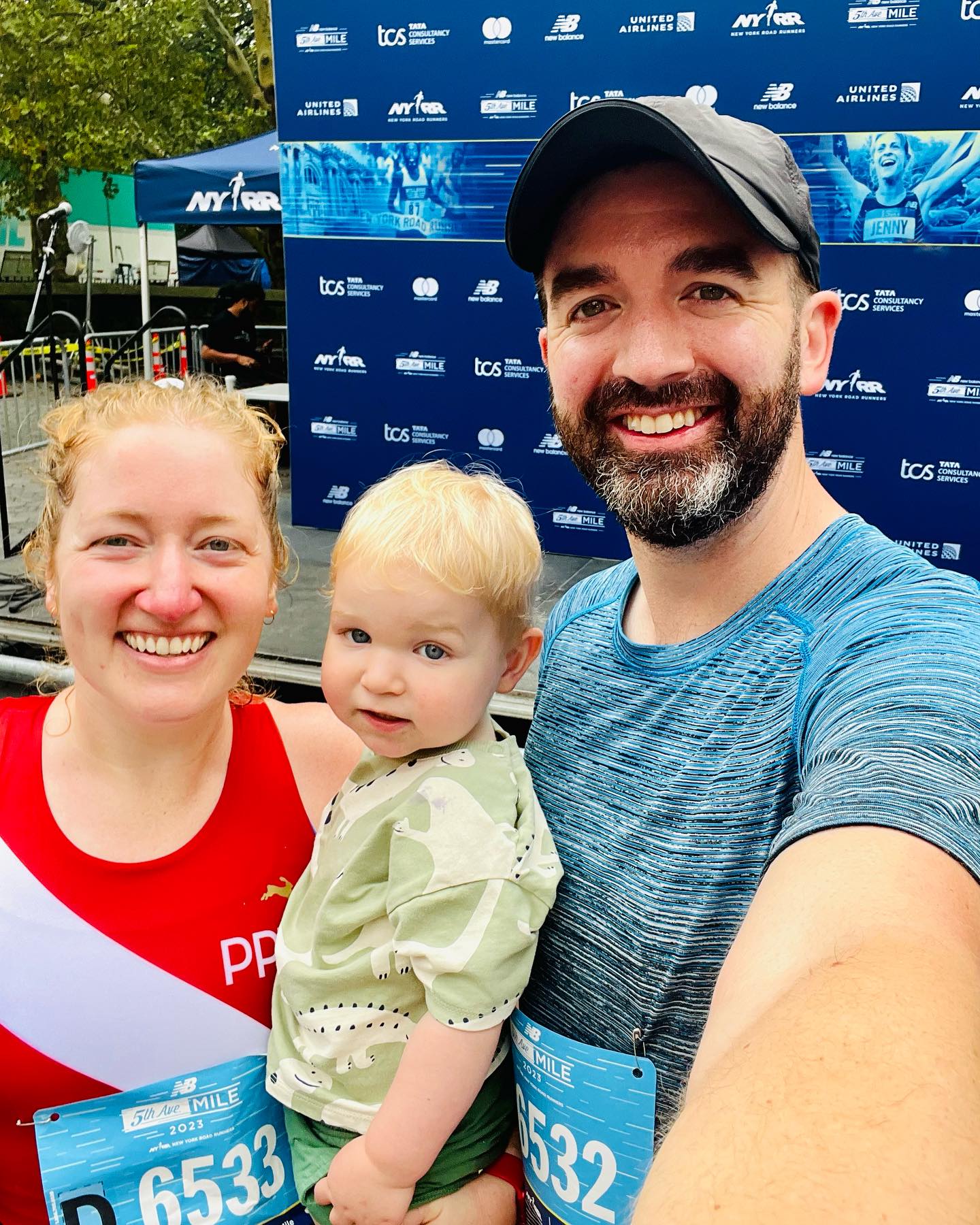Not only my first time under seven minutes, but a huge new PR in this year's 5th Avenue Mile! Training paying off - well that and the Vaporflys...
Got to run with @jaemajoy due to a quick toddler pass-off between heats. And now...coffee. #5thavenuemile #nyrr