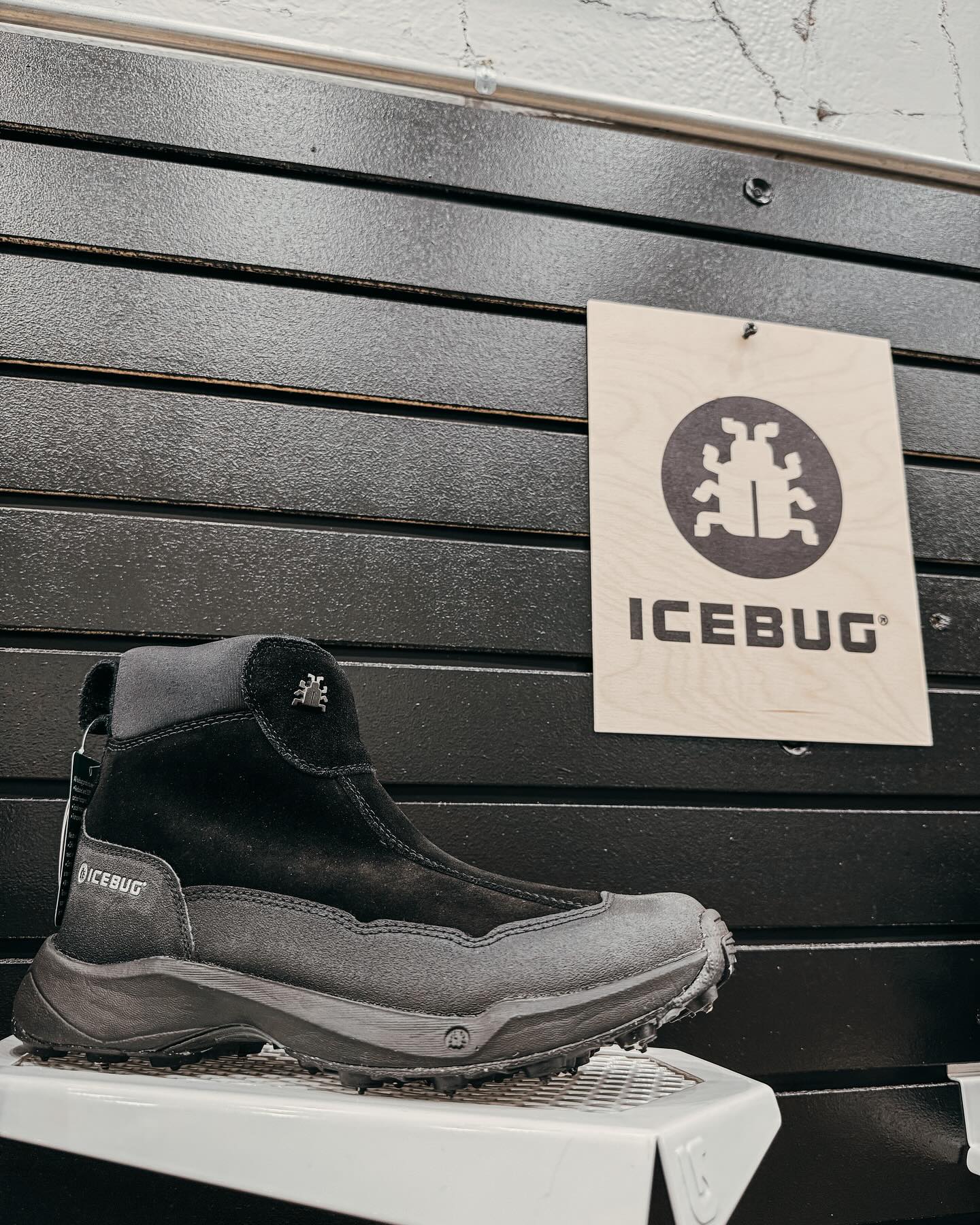 Icebugs have much more to offer than just a walk❄️
These shoes are perfect for the winter hike too with the added traction. We have studded and non studded Icebugs. Plus, they keep the toes warm 🤪
Stop by the shop to get fitted for a pair ✨
#icebugs #snow #winter
#winterhike #smallbusiness #winterfun #winterwonderland #localshop #warmtoes