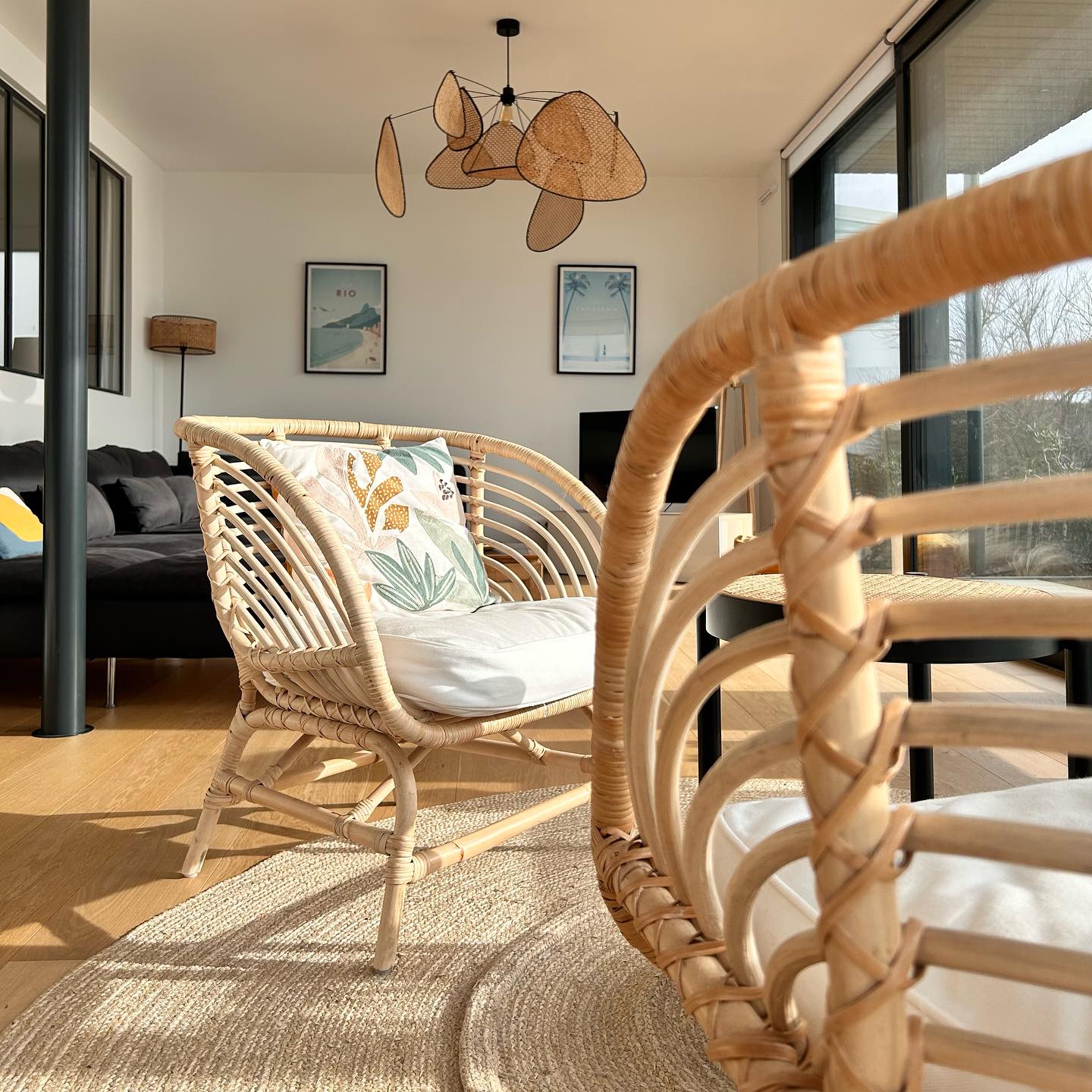 - Projet K1 -
Mission de sourcing en mobilier, luminaires et accessoires.
Zoom sur les fauteuils en rotin.
Fauteuils @ikeafrance
#decoration
#decorationinterieur
#coachingdeco
#maisondevacances
#locationsaisonniere
#ploemeur
#lorient
#guidel
#larmorplage