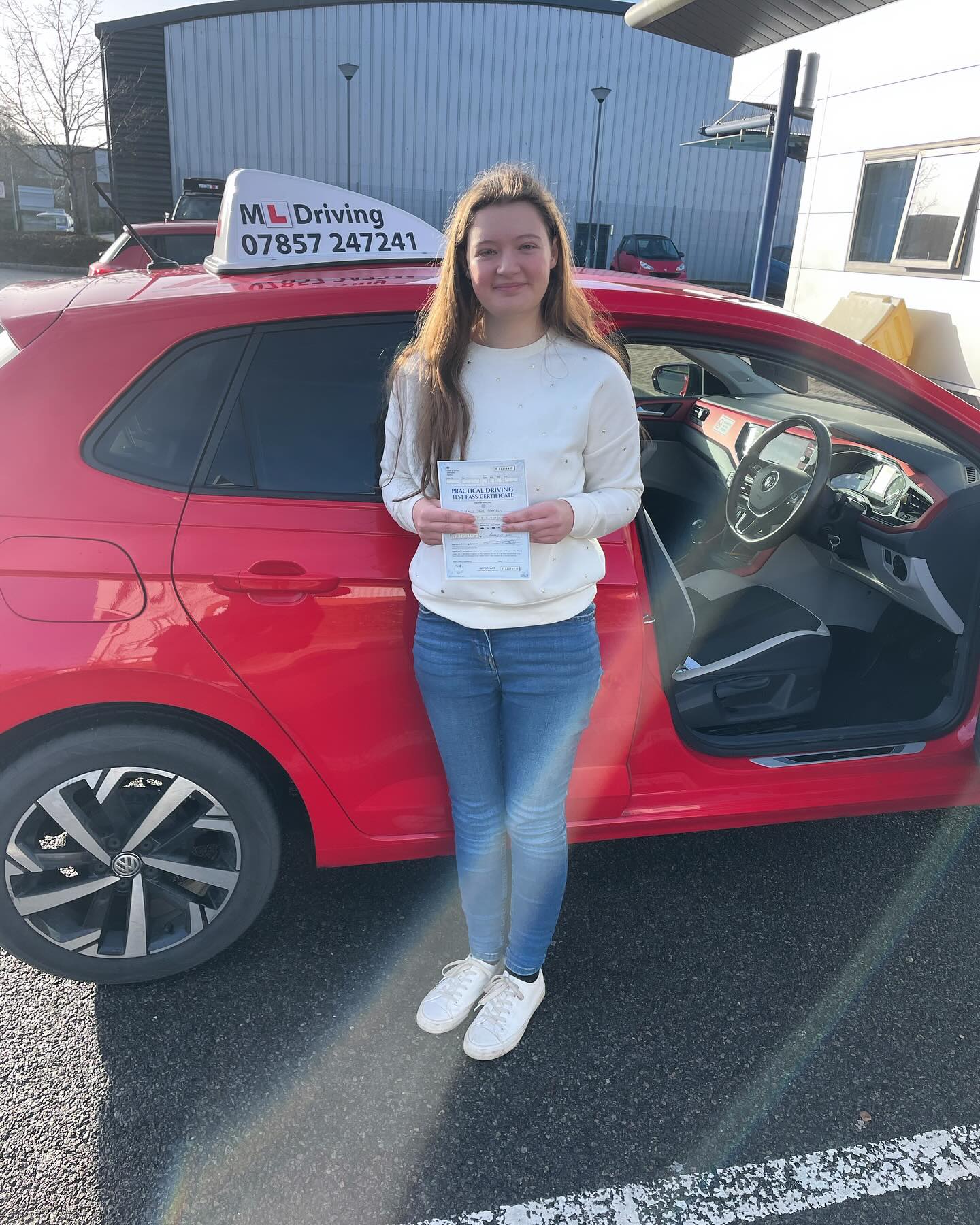 Fantastic drive from Emily this morning,been an absolute pleasure being part of your journey.Well done and safe driving #mldriving #drivingtestsuccess #safedriving