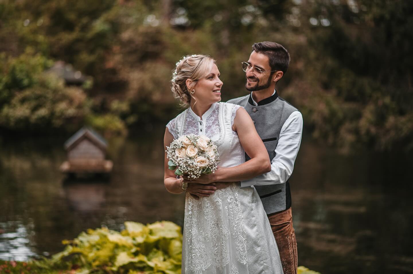 Civil wedding 👰🏻♀️🤵🏻💍
.
.
.
#hochzeitsfotografin #gettingready #hochzeitsfotografaugsburg #fotografin #weddingphotography #wedding #weddinginspiration #weddingday #videografin #weddingphotographer #photography #weddings #photographer #photooftheday #destinationwedding #weddingphoto #bridal #weddinginspo #instawedding #engagement #photoshoot #brideandgroom #couple