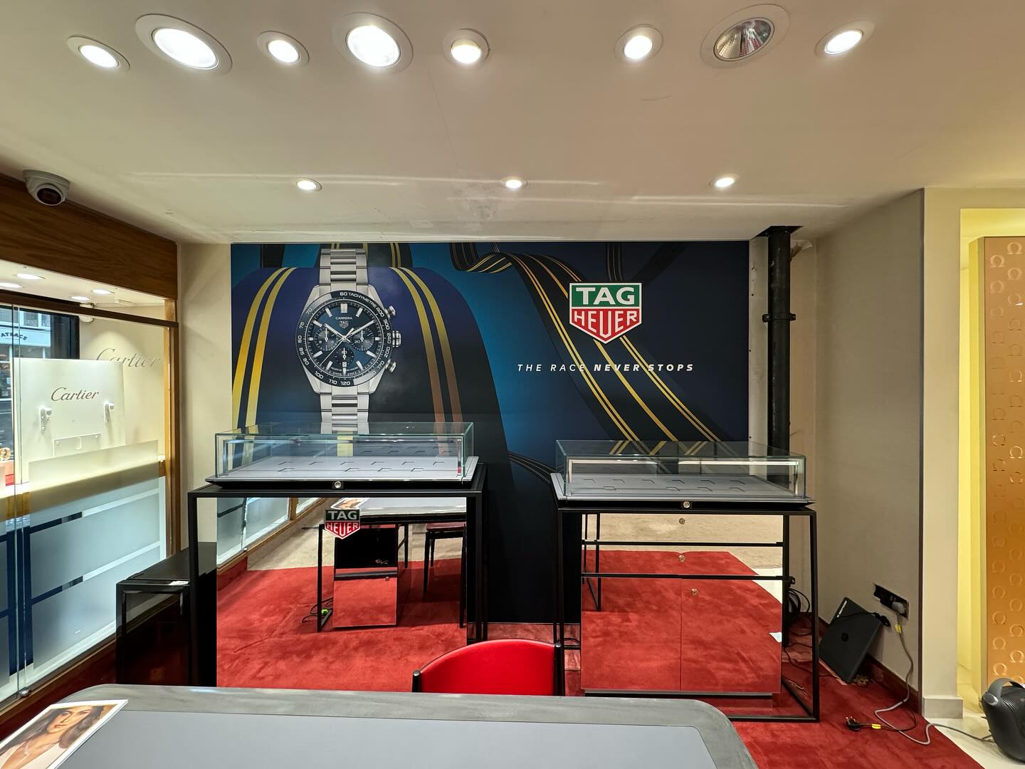 Temporary Tag Heuer Frame and Fabric. Berry’s Jewellers #retail #retaildesign #graphics #newcastle #newcastleupontyne #frames #tag