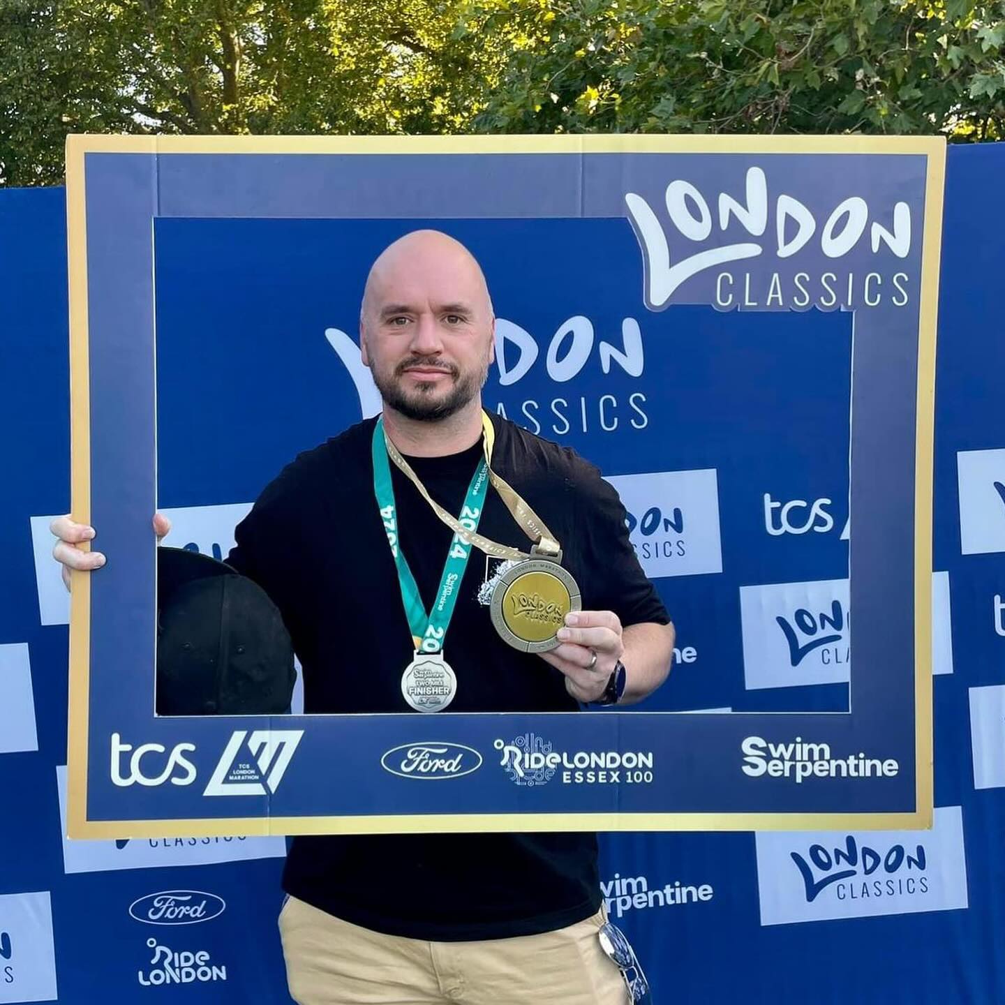 Medal Monday 🥇
Congratulations to Adam McCullough, Matt Wood and Steve Gallant who all completed Swim Serpentine this weekend 🏊🏻
Great work team 👏🏻
Team: @jon_warren_tri @sunshine_nutrition_ @aspiresportpsych_pt @gb_triathlon @nick_c_tri @charl0tte.tris @markbillyard
Partners: @momentum.cycles @gbmedalboards @youngagain_cycles @otesportsgb @nrgchains @rideparcours @zone3official @revolverwheels_aeroworks @bikeboxalan @completephysio @themagic5 @nopinz
#swimserpentine #medalmonday #openwaterswim