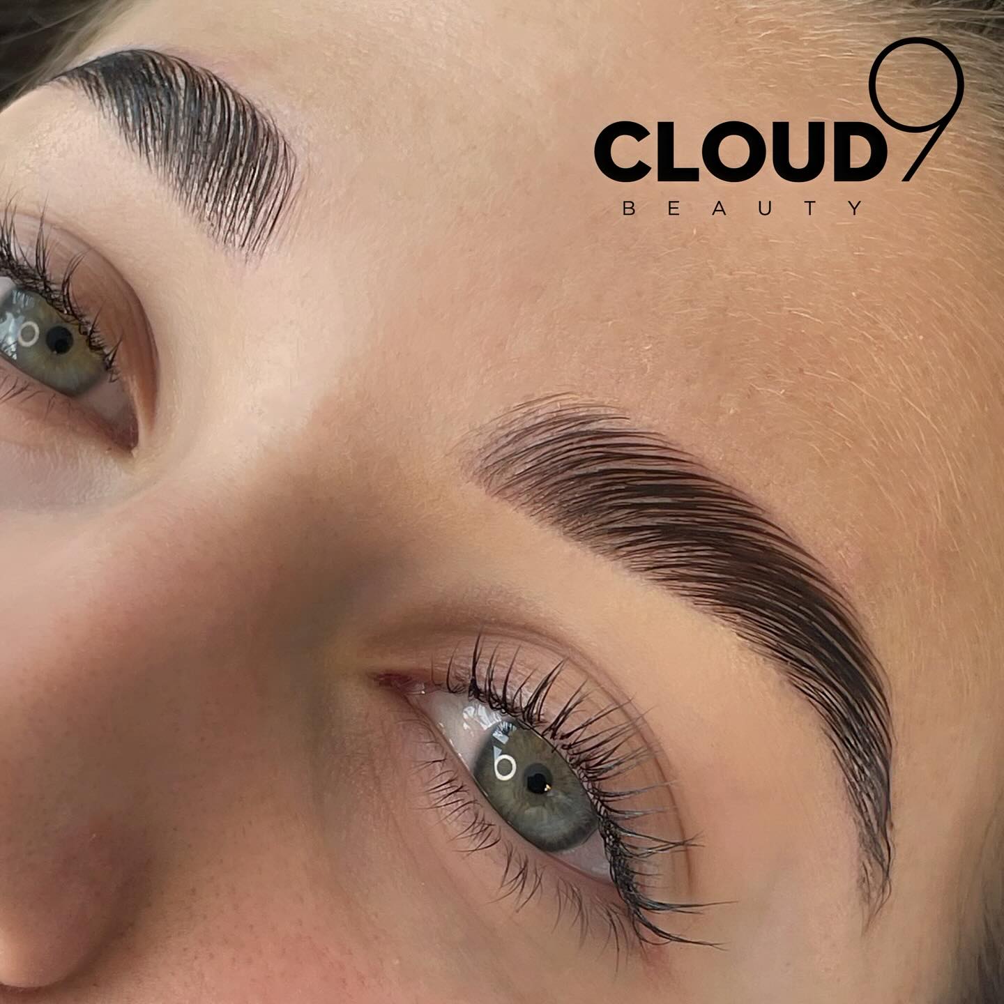 Lifting Power ⬆️💥
#lashliftandtint #browlift #browlamination #oncloud9