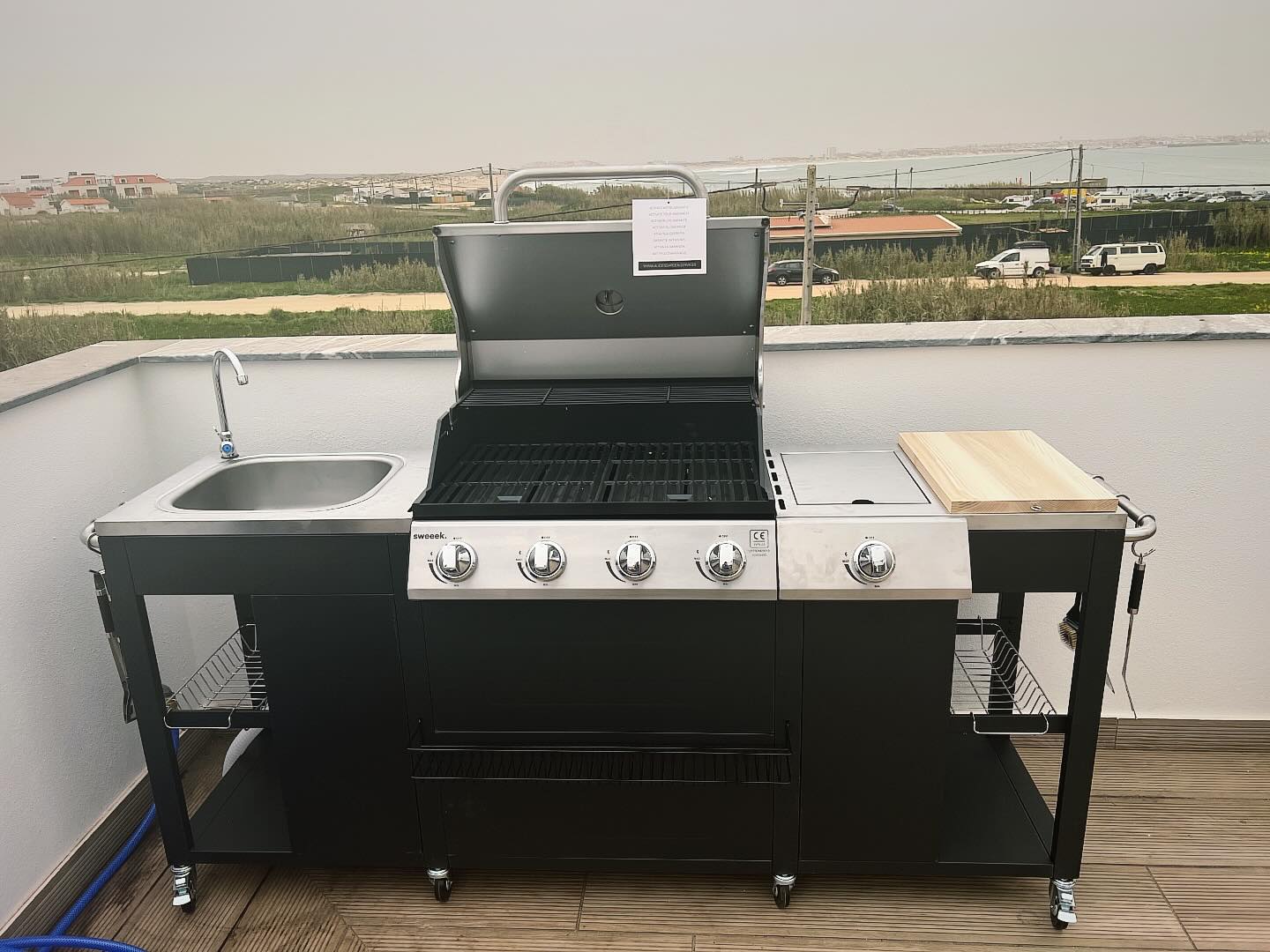 Our brand new BBQ complete with sink, chopping station, and side burner. 🔥 What food would you want us to grill next?