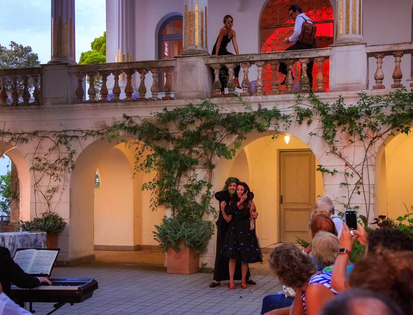 Rigoletto @villalysis @apeironcapri