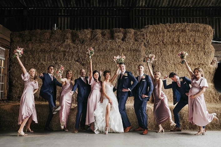 What a gorgeous day Lucy had 🌸
PHOTOGRAPHY @adamjoeroberts
VENUE @owenhouseweddingbarn
HMUA @fayekenyonhairandmakeup
VIDEO @laurensimpkinfilms
DRESS @cheadle_bride
CATERING @vanillainallseasons
FLORIST @wildernessfloraldesign
#hairandmakeup #bridalspecialist #bridalmakeupartist #bridalhairstylist #bridalmakeup #bridal #bridalhair #cheshireweddingvenues