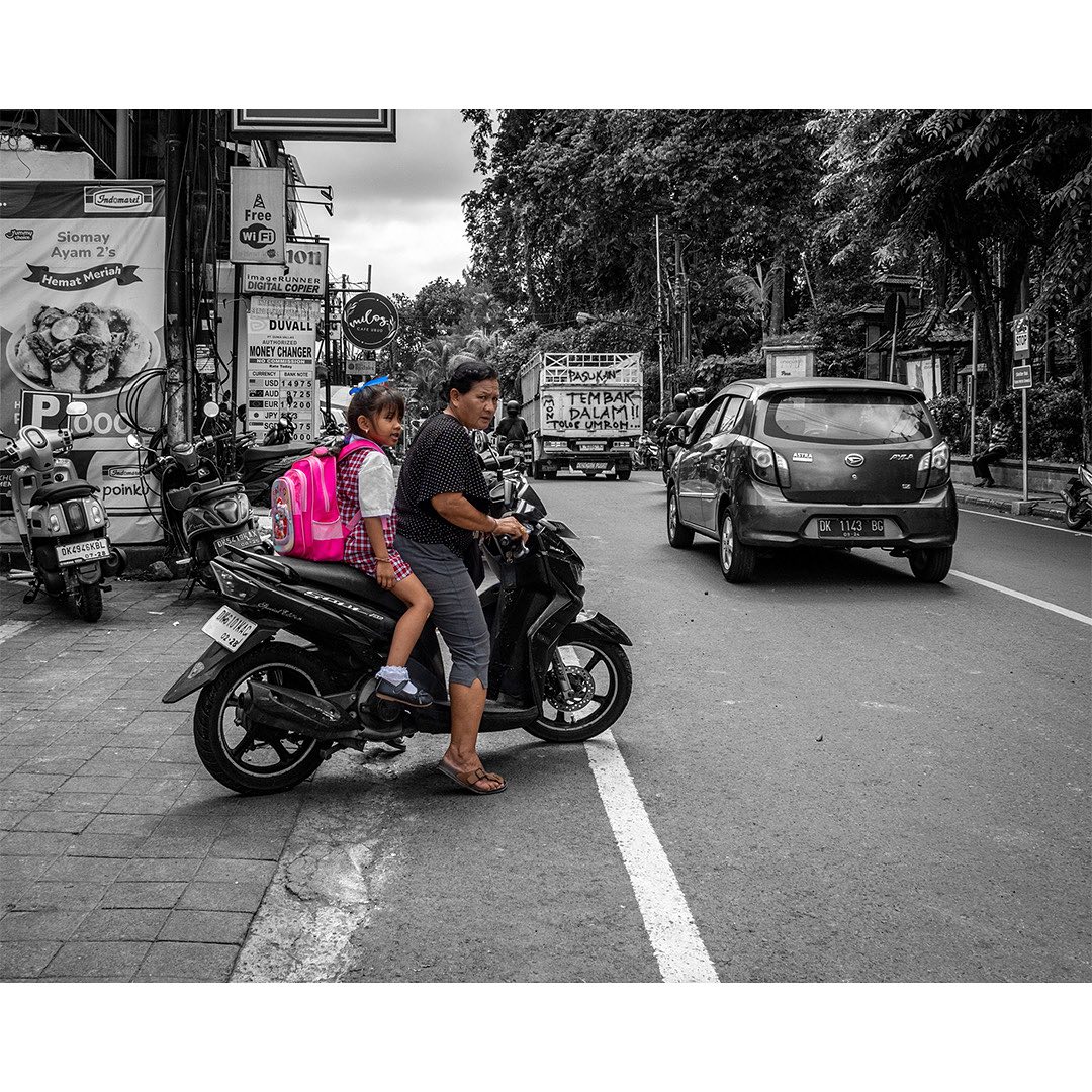 This image is to bring awareness to the vulnerability of the riders not using helmets. At first I was always shocked to see anyone on a motorbike without a helmet, but after a while when you see it all the time you realise that it’s just as normal here as brushing your teeth in the morning. In my opinion it still doesn’t make it okay as accidents do happen and helmets save lives.
.
.
.
.
#bali #baliindonesia #indonesia #explorebali #exploreindonesia #travelindonesia #motorbike #helmetawareness #photographylover #awareness #vulnerability #motorbikeriding #helmetless #bw #bwphotography #bw_photooftheday #bw_lover #streetphotography #streetphoto #travelgram #balidaily #balilifestyle #safety #besafe #besafeoutthere #canonphotography #canong7xmarkiii #canonshots