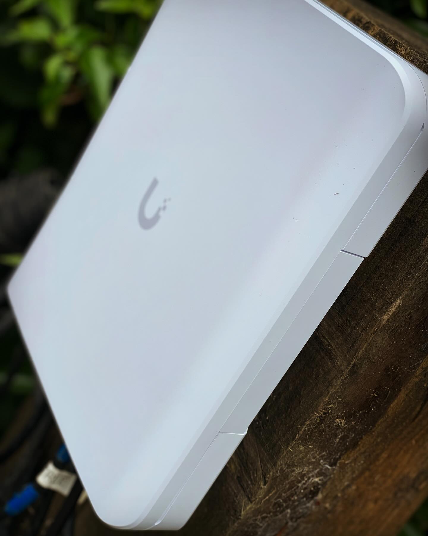 @ubiquiti flex switch and utility provide a great means of powering devices and provisioning wired network connections in an outdoor weatherproof enclosure.
#ubiquiti #networkswitch #poe #gardennetwork #datanetwork