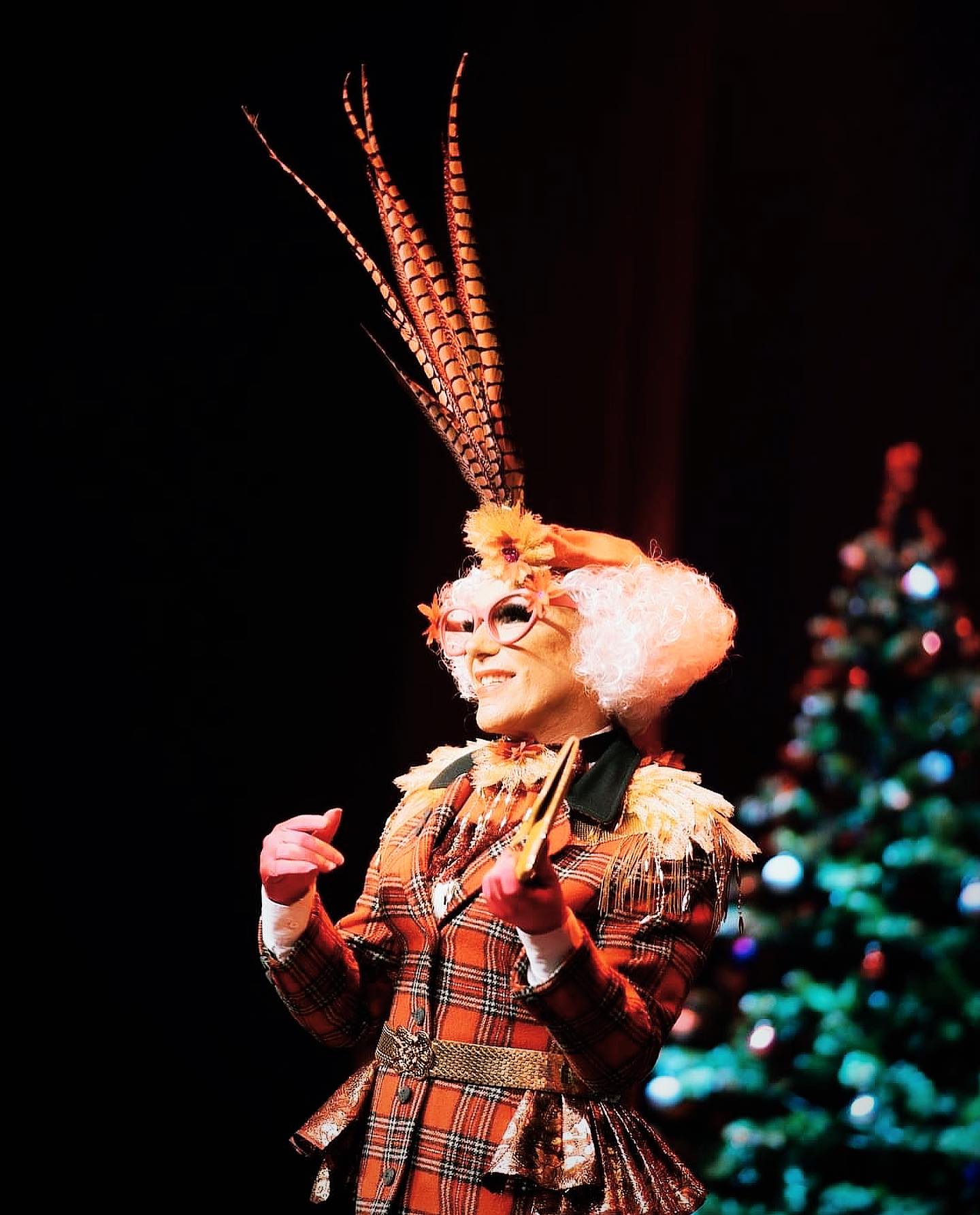 Amazing Friday and Saturday night at @_akkc_ Aalborg Kongres & Kulturcenter with the launch of our Christmas show, “Julemysteriet” (The Christmas Mystery). Thank you to @_akkc_ and to everyone involved with the show. Thank you to the guests for being such good sports and for your participation in solving the mysteries in your fabulous 1920’s costumes. So happy, so proud, and so excited to be doing it all again on Nov 24 & 25. Get your tickets now: https://akkc.dk/arrangementer/musik-teater/show/julemysteriet #ideanordic #ideanordicevent #evententertainment #aalborgkongresogkulturcenter #christmasshow #christmastime #julefrokost #danishchristmaslunch #murdermystery#dragmurdermystery #whodunnit #torepetersmunch