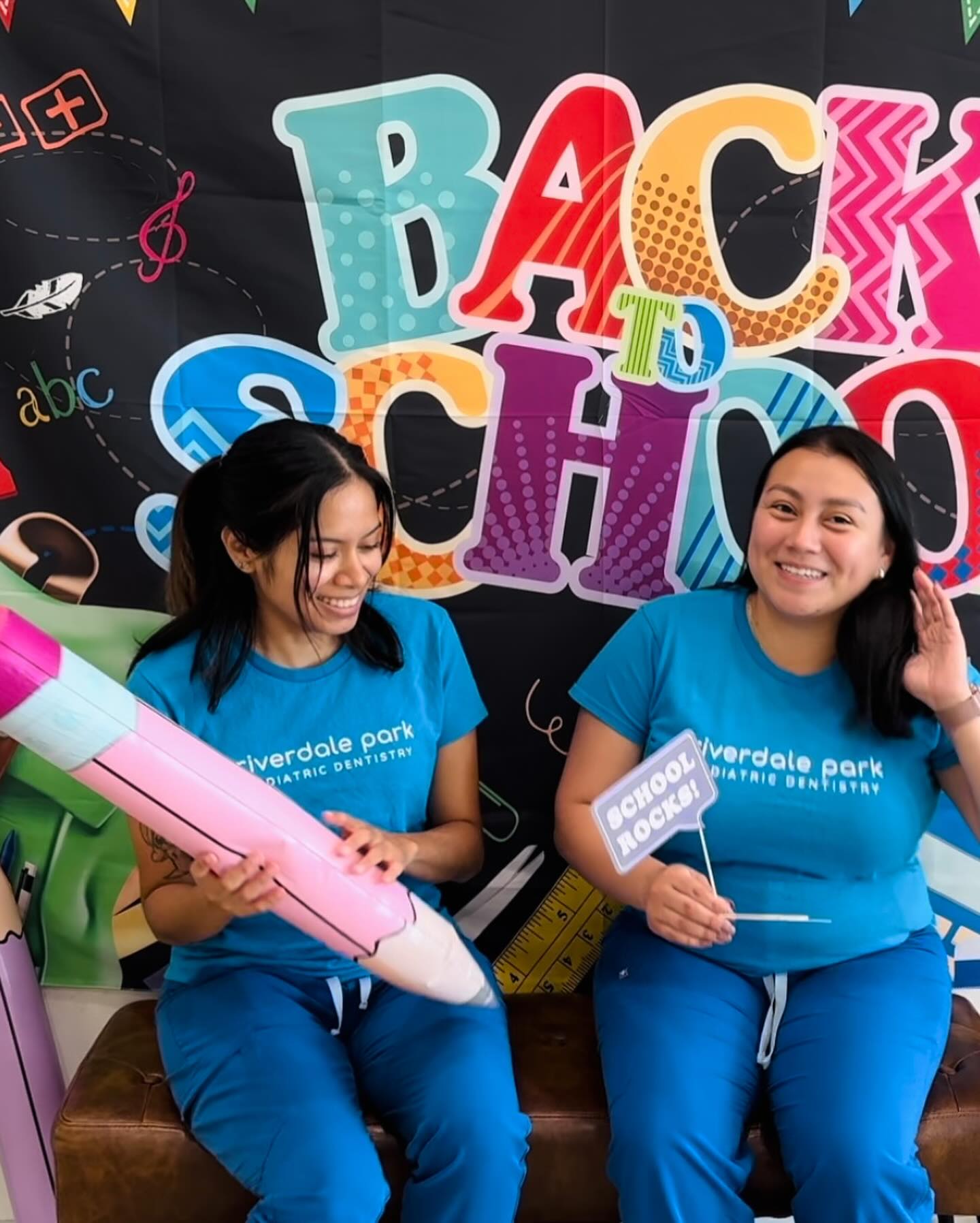 A few more days until itโs time to go back to school! Come by to get your teeth shined & take a photo!