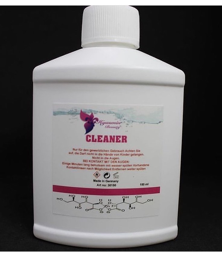 Protez tırnak , kalıcı oje için Cleaner . Bir nail prep’ten beklenen tüm özellikleri içeren bir üründür. Antifungal ve dezenfekte edici ve dehidrate edici özellikleri olan bu ürün tırnağı , Protez Tırnak yapımı için hazırlar. Hem Akrilik, hem Jel, hem de yeni Füzyon Akrilik sisteme uygundur. Uygulama işleminde kullanıcılar cleaner uyguladıktan sonra diğer aşamaya geçmeden kuruyana kadar beklemeleri lazımdır. 150 ml şişede ekonomik bir üründür. Ürünleri incelemek ve online satın almak için www.tirnakshop.com ziyaret edebilirsiniz. Telefonla Sipariş için whatsapp 05434328343 Ürünleri isterseniz İstanbul Kartal’daki showroomda birebir inceleyebilirsiniz. #proteztirnak #akriliktırnak #jeltırnak #malzeme #eğitim #proteztırnaktasarımı #hyasminbeauty #indirim #kampanya #ojemşekilönümdençekil #ojesizgezmeyenlerkulubu #oje #kalıcıoje #stamp #proteztırnakeğitimi #proteztırnakmalzemeleri #nailart #naildesign #moyrastamping #baskiojesi #cleaner