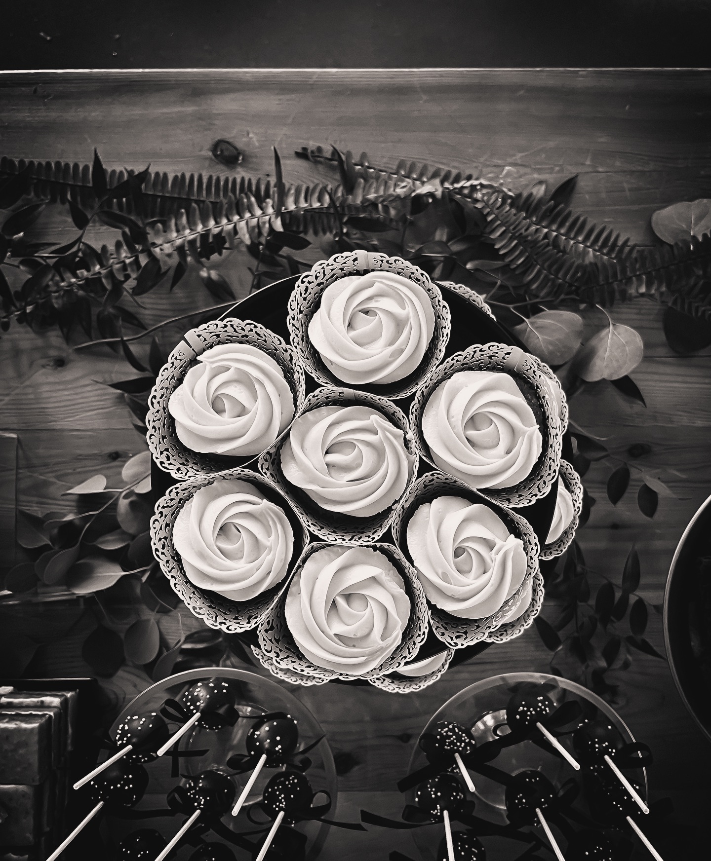 A reminder to pause and savor each precious moment.
#eatgr #foodiegr #grnow #experiencegrandrapids #grandrapidsfoodie #iheartGR #grbaker #bakefromscratch #sweettooth #baking #dessert #grgram #cheatdaysweetsgr #cheatdaysweets #midtowngr #grandrapidseats #grfoodie #grbestbites #grnowfood #grandrapidsfood #grandrapidsbride #grandrapidswedding #grbride #westmichiganwedding #grwedding