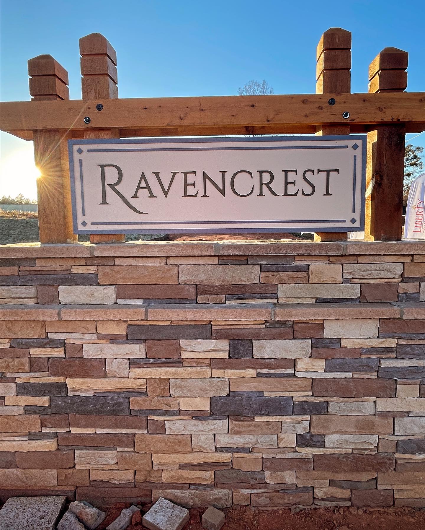 New residential development signage is one of our specialties. You’ll find our work all over the Upstate in some of the largest developments. We work with developers, HOA’s and builders to brand new properties. We also handle street name and regulatory (Stop, yield, roundabout) signs as well.
#realestatedevelopment #communitysigns #hoa #newcommunity #realestatesigns #monumentsign #paintedsigns #cncrouter #cncsigns